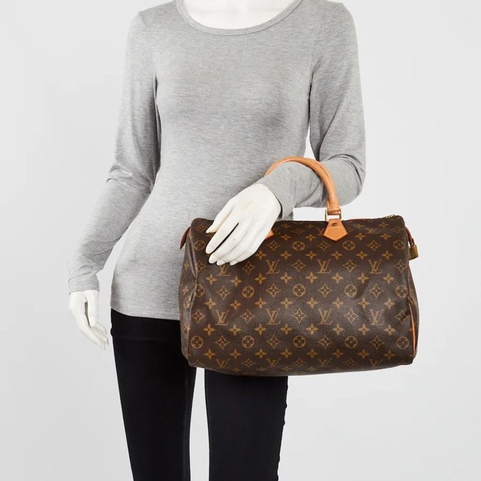 Louis Vuitton LOUIS VUITTON Iconic Speedy 35 Handbag in Monogram Canvas Size ONE SIZE - 2 Thumbnail