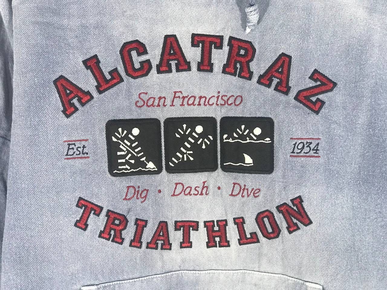 Vintage vintage alcatraz san Francisco prison triathon eacape Size US M / EU 48-50 / 2 - 5 Thumbnail