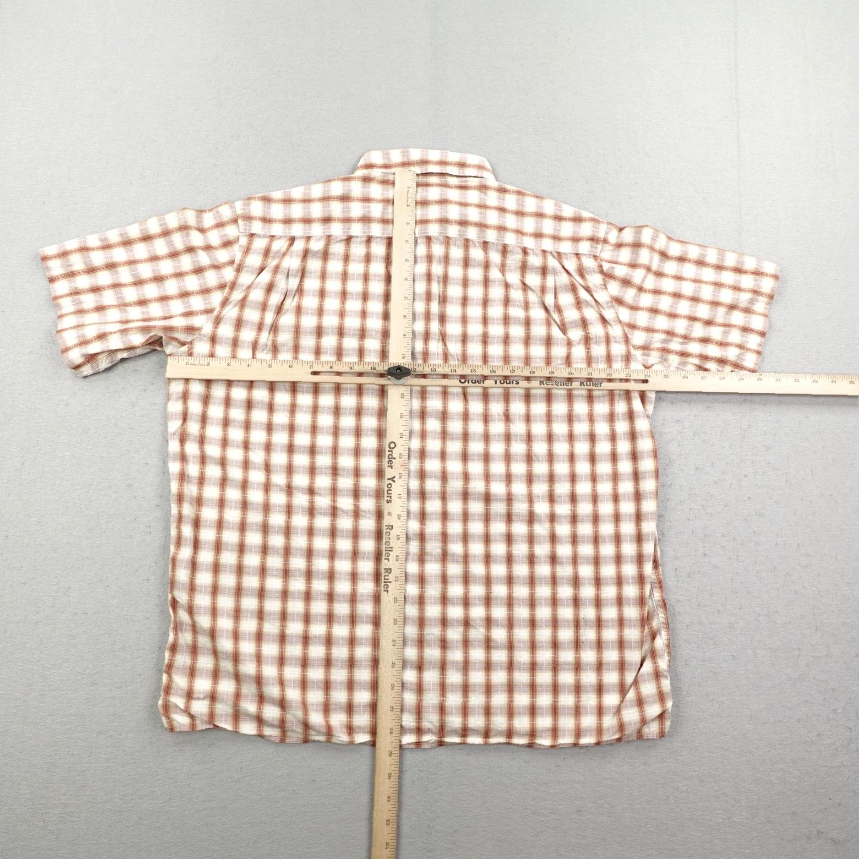 Victorinox VINTAGE Victorinox Shirt Mens Large Beige Red Plaid Button-Up Outdoor Camp Size US L / EU 52-54 / 3 - 5 Thumbnail