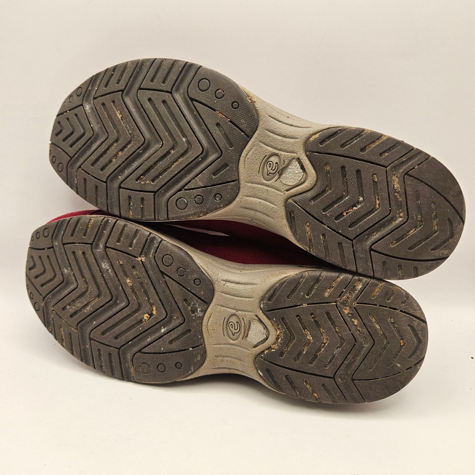 SKECHERS SKECHERS WOMEN'S 8 SETRAVELTIME 567 VELVET RED Size US 8 / IT 38 - 5 Thumbnail