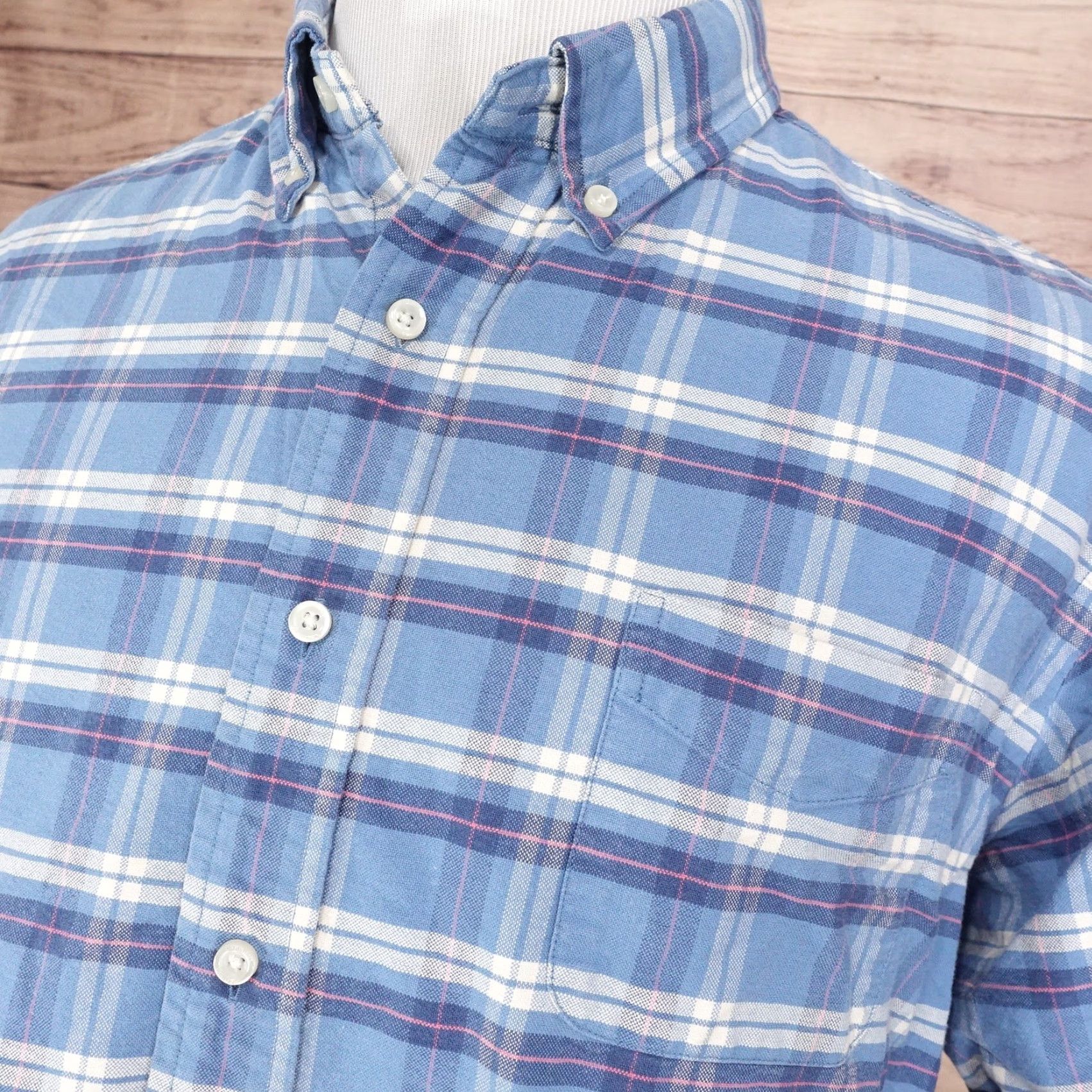 Cremieux Cremieux Shirt Mens 2XL Blue Plaid Button Down Long Sleeve Classic Casual Shirts Shirt Mens 2XL Blue Plaid Button-Down Long Sleeve Embroidered Patch Size US XXL / EU 58 / 5 - 2 Thumbnail