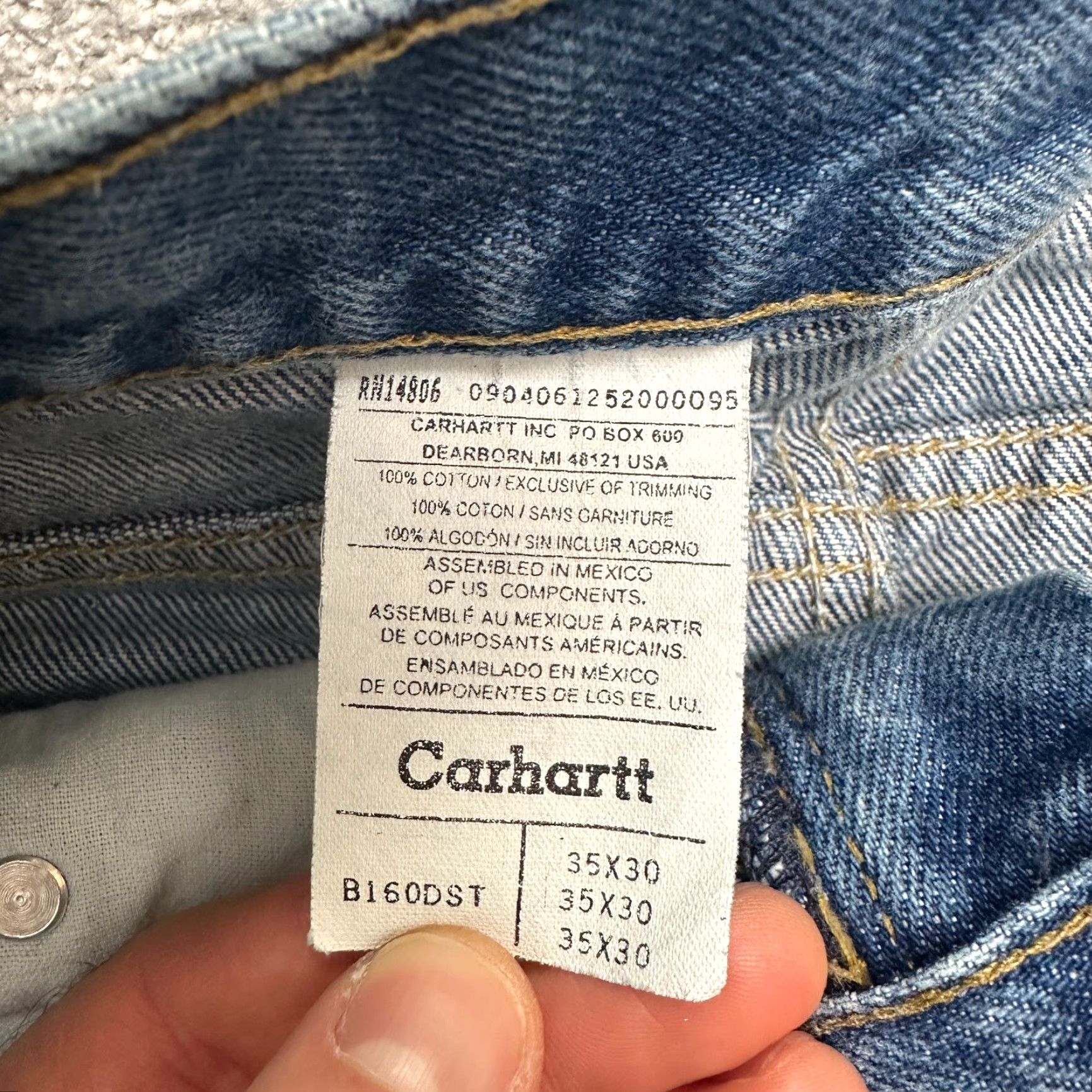 Carhartt Carhartt Jeans Mens 35x30 Denim Blue Medium Wash 29 Inseam Straight Leg Regular Fit 5-Pocket Cotton Denim Casual Button Zip USA Logo Vintage No Size US 35 - 7 Thumbnail