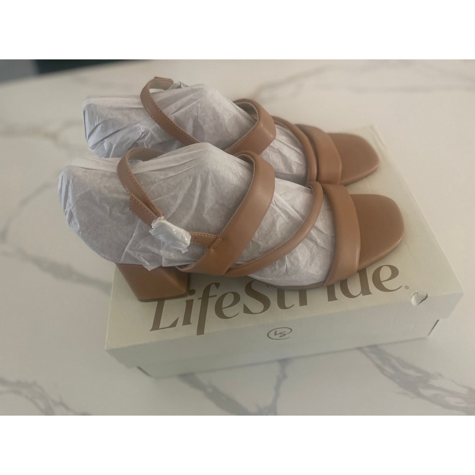 Other LifeStride Celia Sienna Sandals Size 9.5 Beige Faux Leather Size US 9.5 / IT 39.5 - 5 Thumbnail