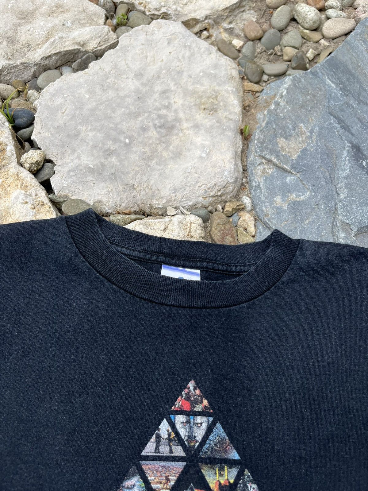 Band Tees × Pink Floyd × Vintage Vintage Pink Floyd 2005 rare t-shirt band tee triangle tree Size US M / EU 48-50 / 2 - 12 Thumbnail