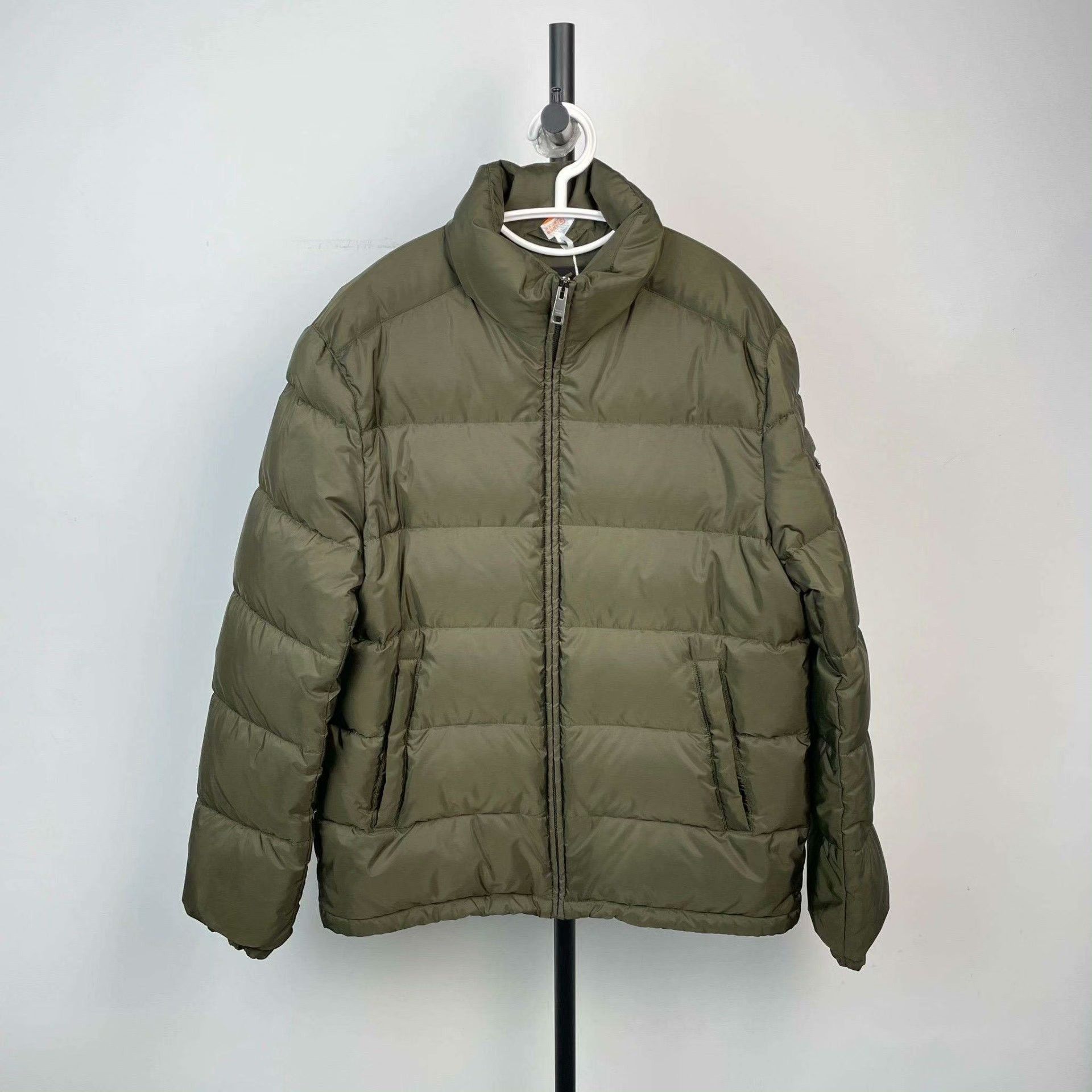 Prada Prada Down Green Heavy Coat L Men Size US L / EU 52-54 / 3 - 1 Thumbnail