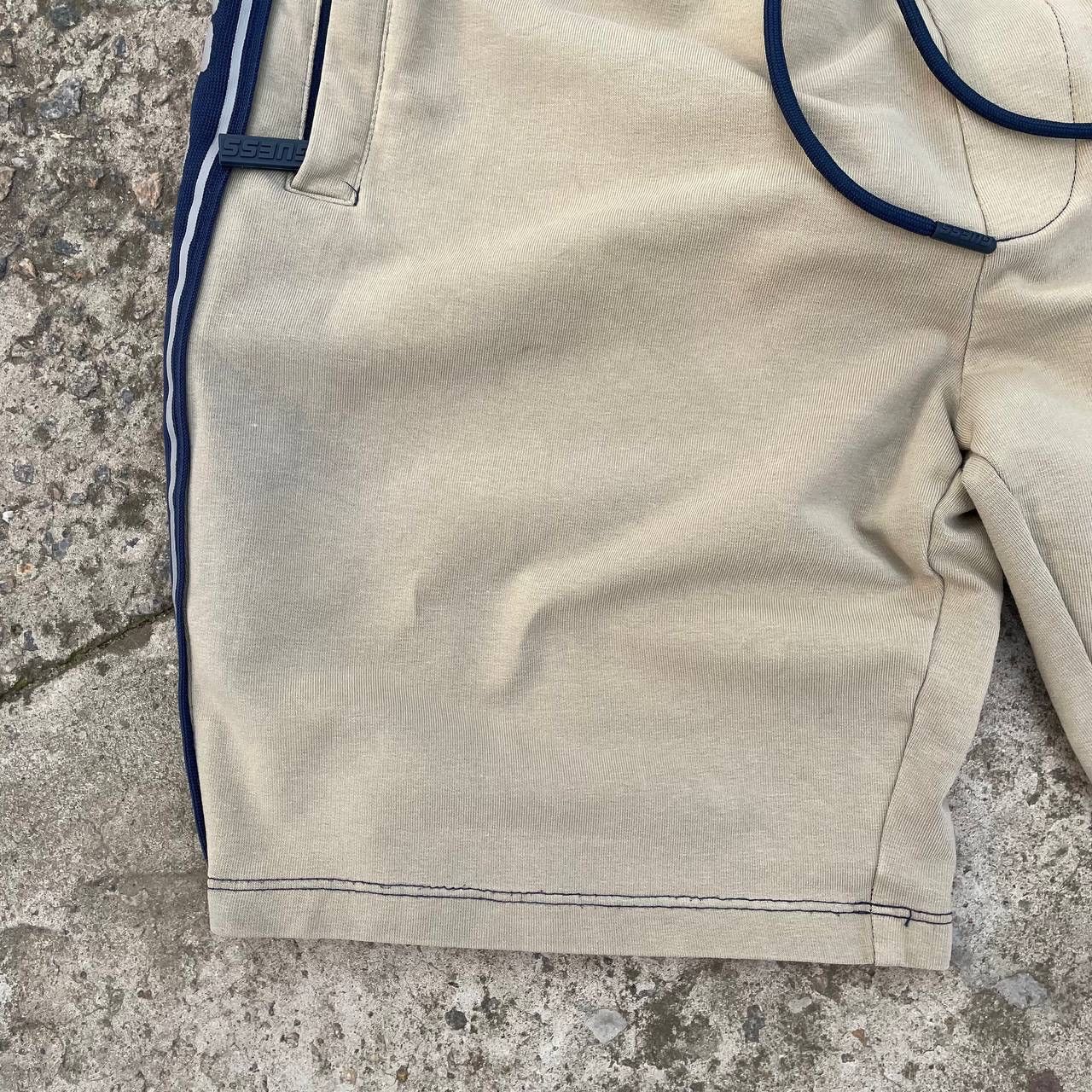 Guess Vintage Man’s Guess Shorts Size S Trashed Y2K 00s USA Size US 30 / EU 46 - 9 Thumbnail