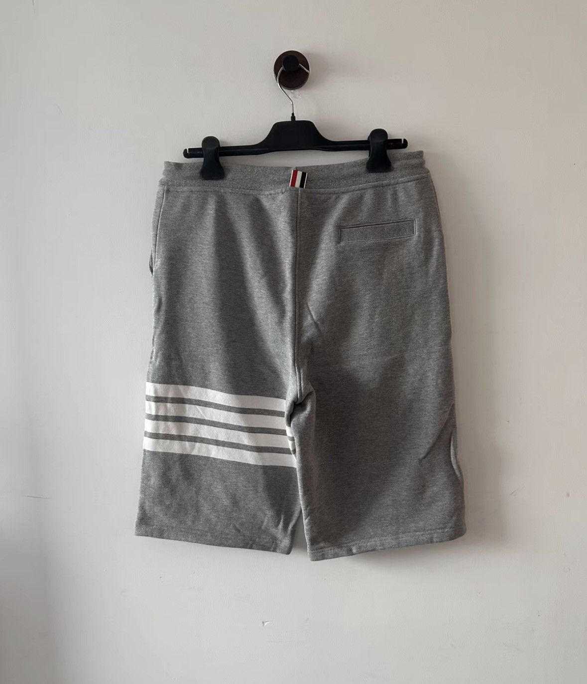 Thom Browne Thom Browne Size 4Shorts, Men's 4 2501-XY Size US 36 / EU 52 - 2 Thumbnail