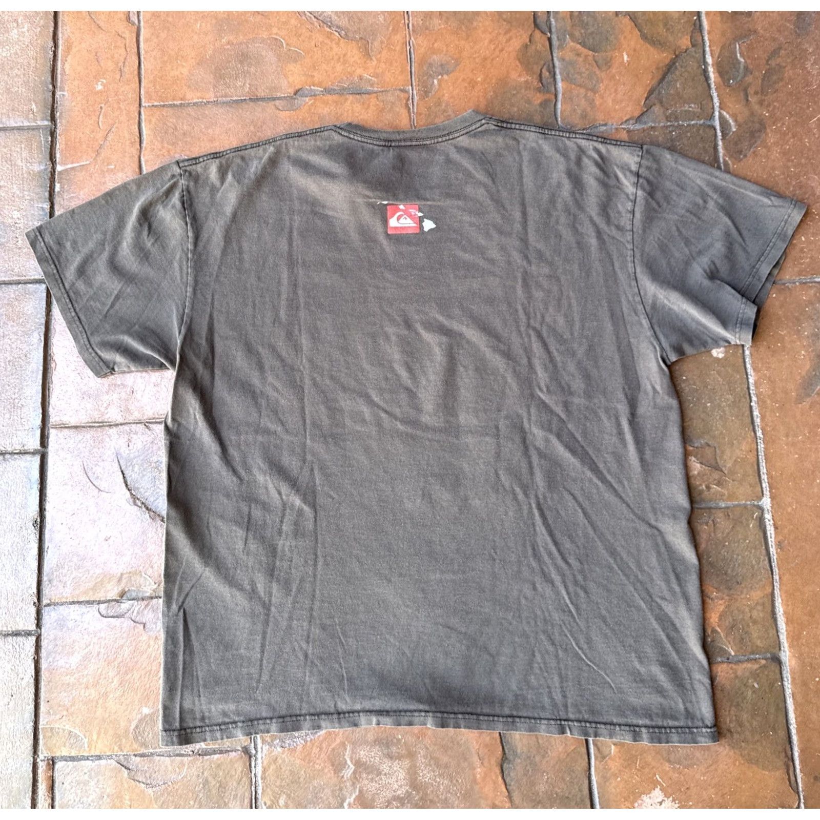Quiksilver VINTAGE Quiksilver Hawaii T-Shirt XL Surfer Grunge 90s Shirt Men X-Large Brown Cotton Graphic Print N/A Size US XL / EU 56 / 4 - 3 Thumbnail