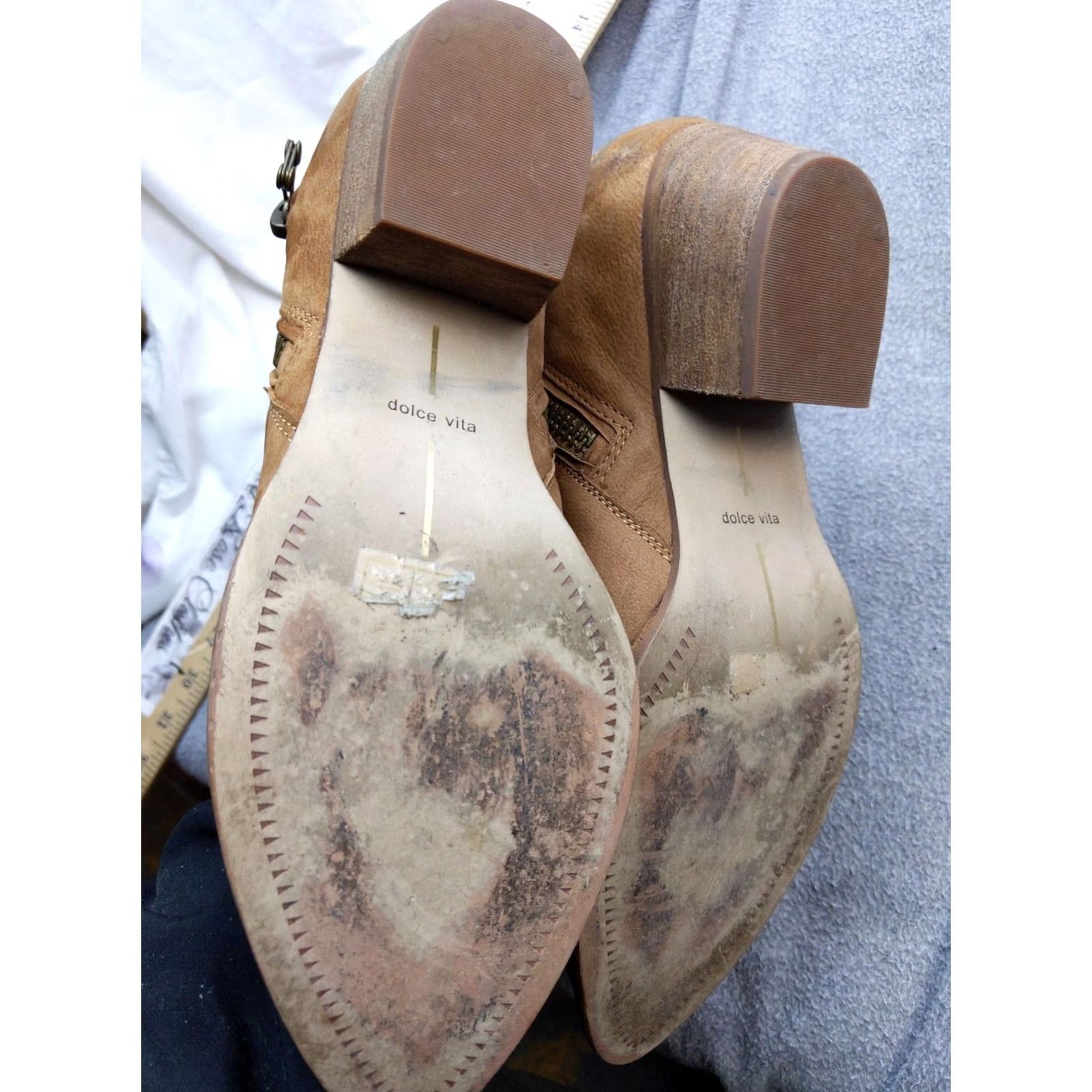 Dolce Vita Dolce Vita Boots Womens Size 8 Brown Leather Ankle Zip Block Heel Booties Size US 9 / IT 39 - 4 Thumbnail