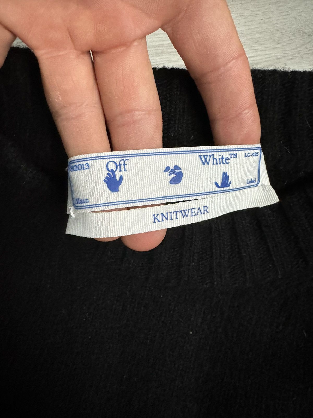 Off-White OFF-WHITE Color Block Logo Sweater Black/Yellow Men's Size US M / EU 48-50 / 2 - 6 Thumbnail