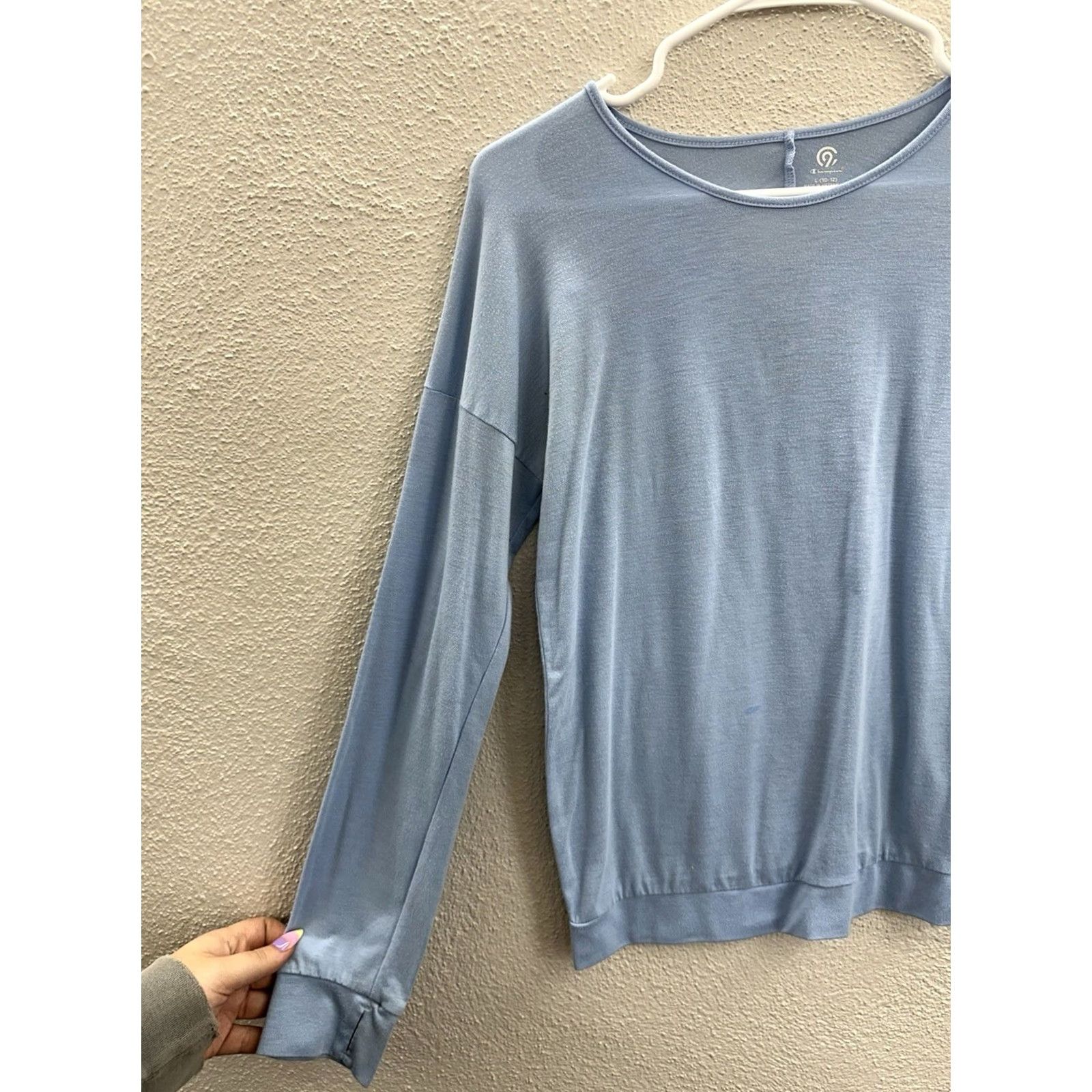 Champion Champion Womens Shirt Blue Long Sleeve Open Back Athletic Size L Blouse Size L / US 10 / IT 46 - 2 Thumbnail