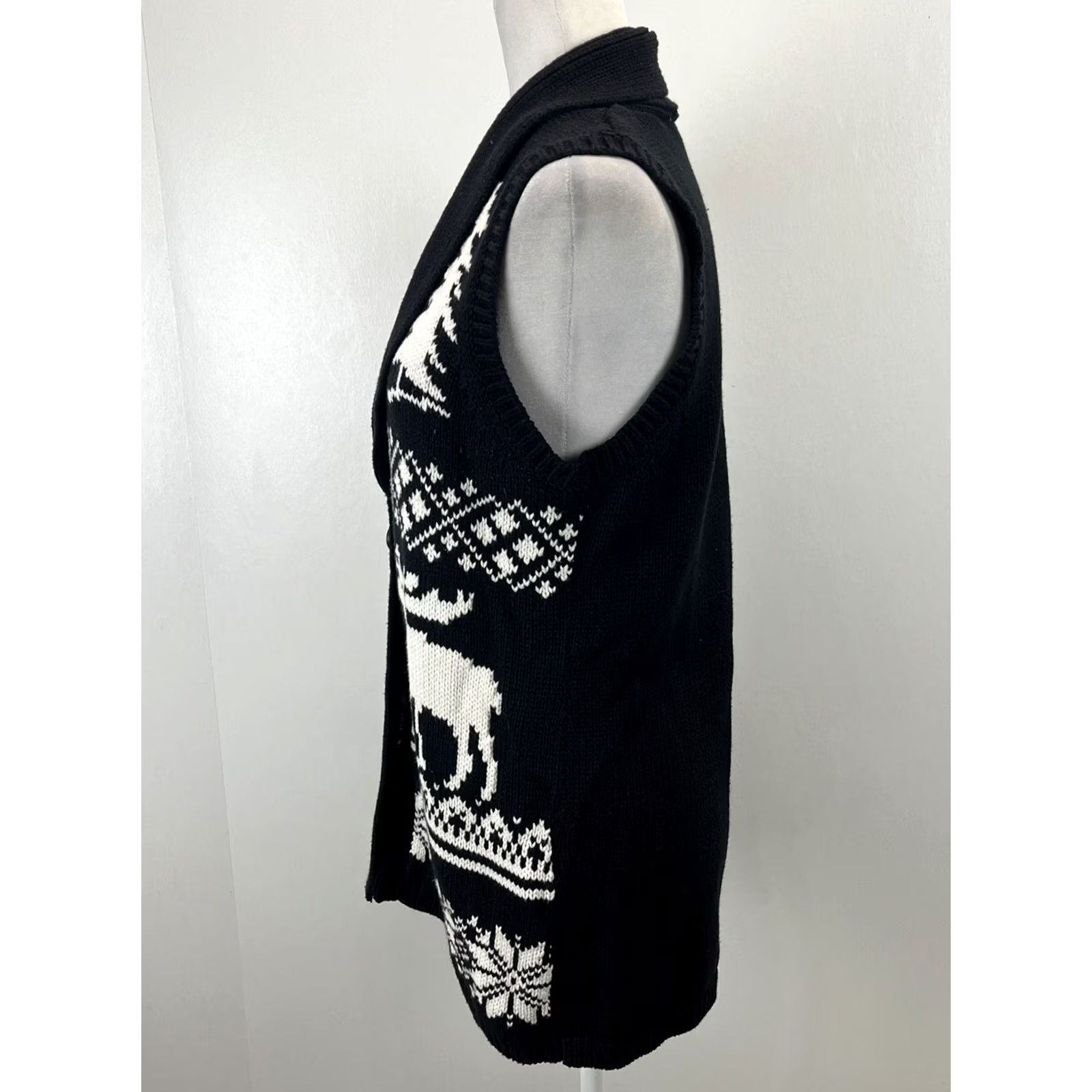 Coldwater Creek Coldwater Creek Sweater Vest Womens M Black White V-Neck Fair Isle Reindeer Knitted Cotton Blend Button Holiday Winter Scandinavian Vest Size M / US 6-8 / IT 42-44 - 2 Thumbnail