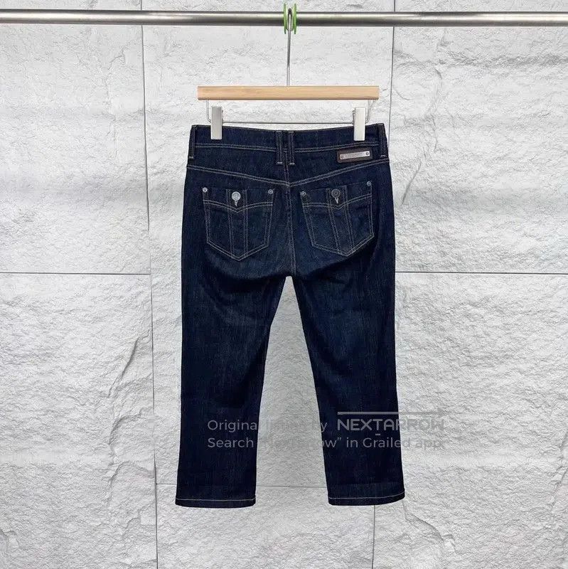 Burberry Burberry Women's Dark Blue Denim Pants. Size 28" / US 6 / IT 42 - 2 Thumbnail