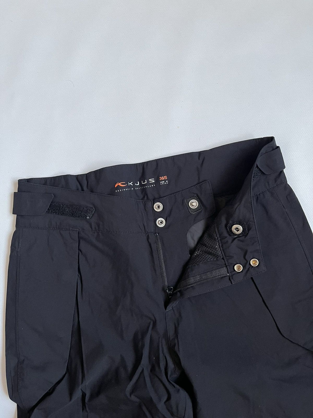 KJUS KJUS Women Black Warterproof Polyester Gorpcore Trousers Size 25" / US 0 / IT 36 - 3 Thumbnail