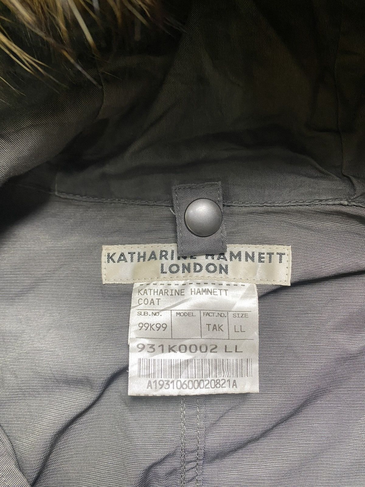 Vintage VINTAGE KATHARINE HAMNETT LONDON LONG COAT FUR HOODIE Size US L / EU 52-54 / 3 - 7 Thumbnail