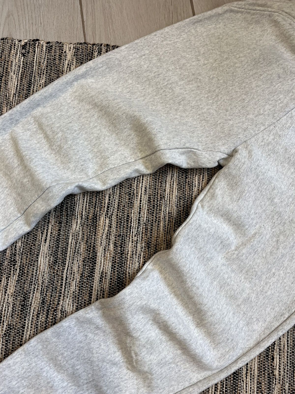 Fred Perry × Vintage Fred Perry sweatpants grey blank pants minimalistic baggy Size 27" / US 4 / IT 40 - 4 Thumbnail