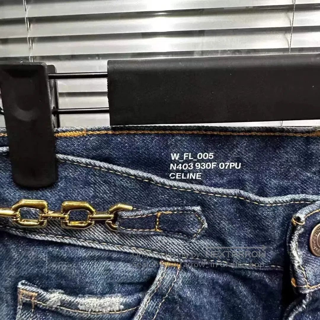 Celine Celine Chain Logo Jeans Size 24. Size 24" / US 00 / IT 34 - 2 Thumbnail