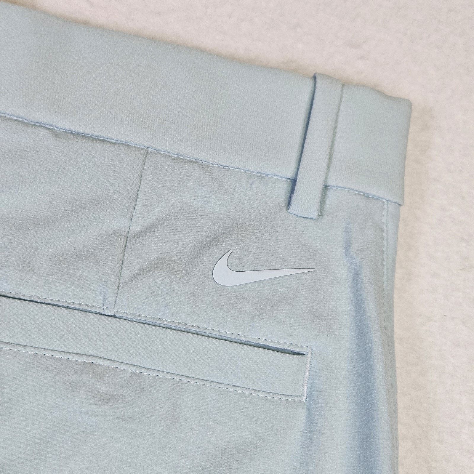 Nike Nike Golf Shorts Dri-Fit Performance Hybrid Stretch Glacier Size US 33 - 5 Thumbnail