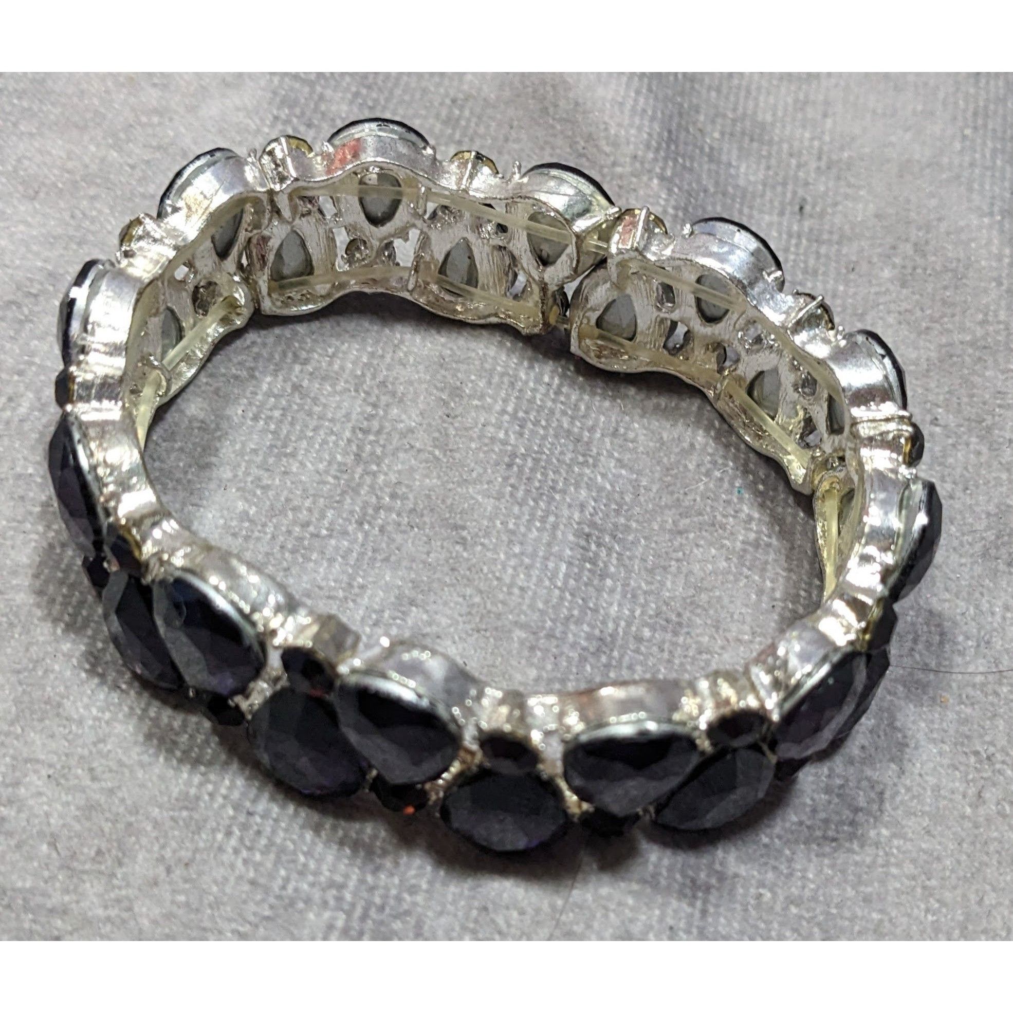 Other Elegant Glam Goth Teardrop Stretch Statement Bracelet With R Size ONE SIZE - 7 Thumbnail