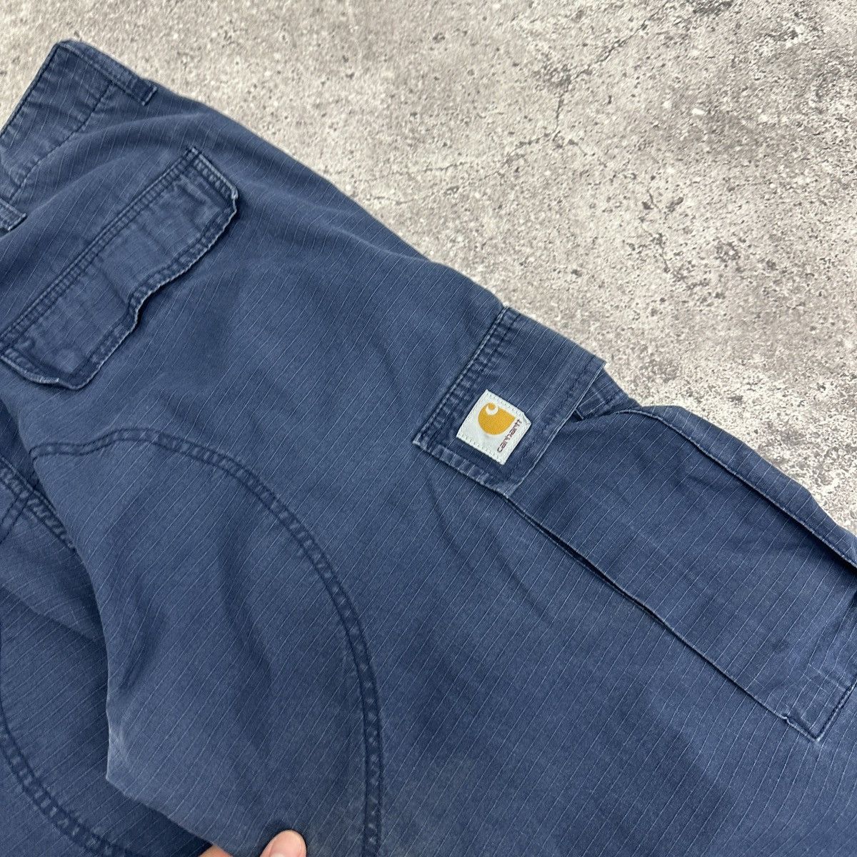 Vintage Vintage 90s Carhartt WIP Navy faded cargo pants hype y2k og Size US 32 / EU 48 - 10 Thumbnail
