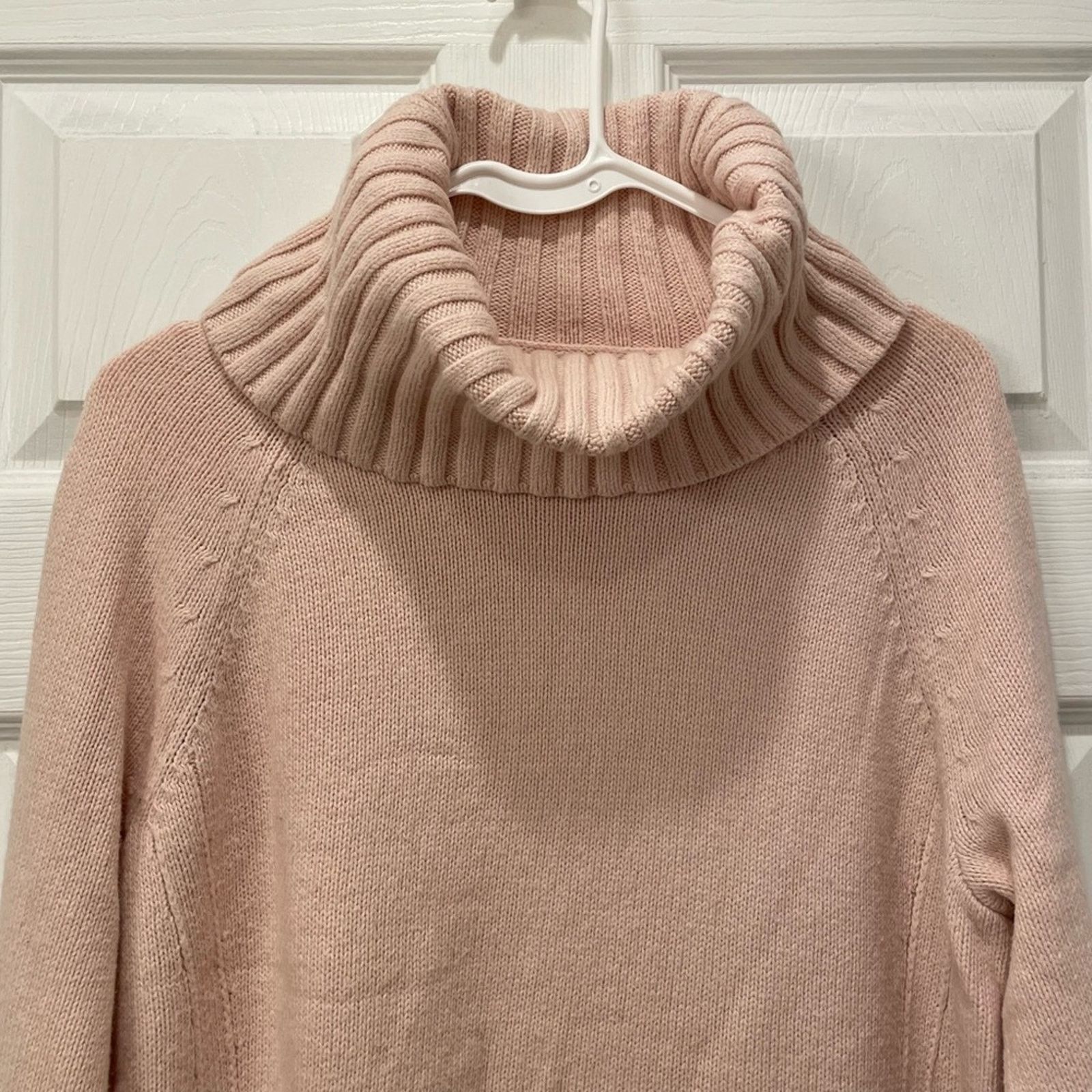 Loft Ann Taylor LOFT Cowl Neck Sweater M Size M / US 6-8 / IT 42-44 - 3 Thumbnail