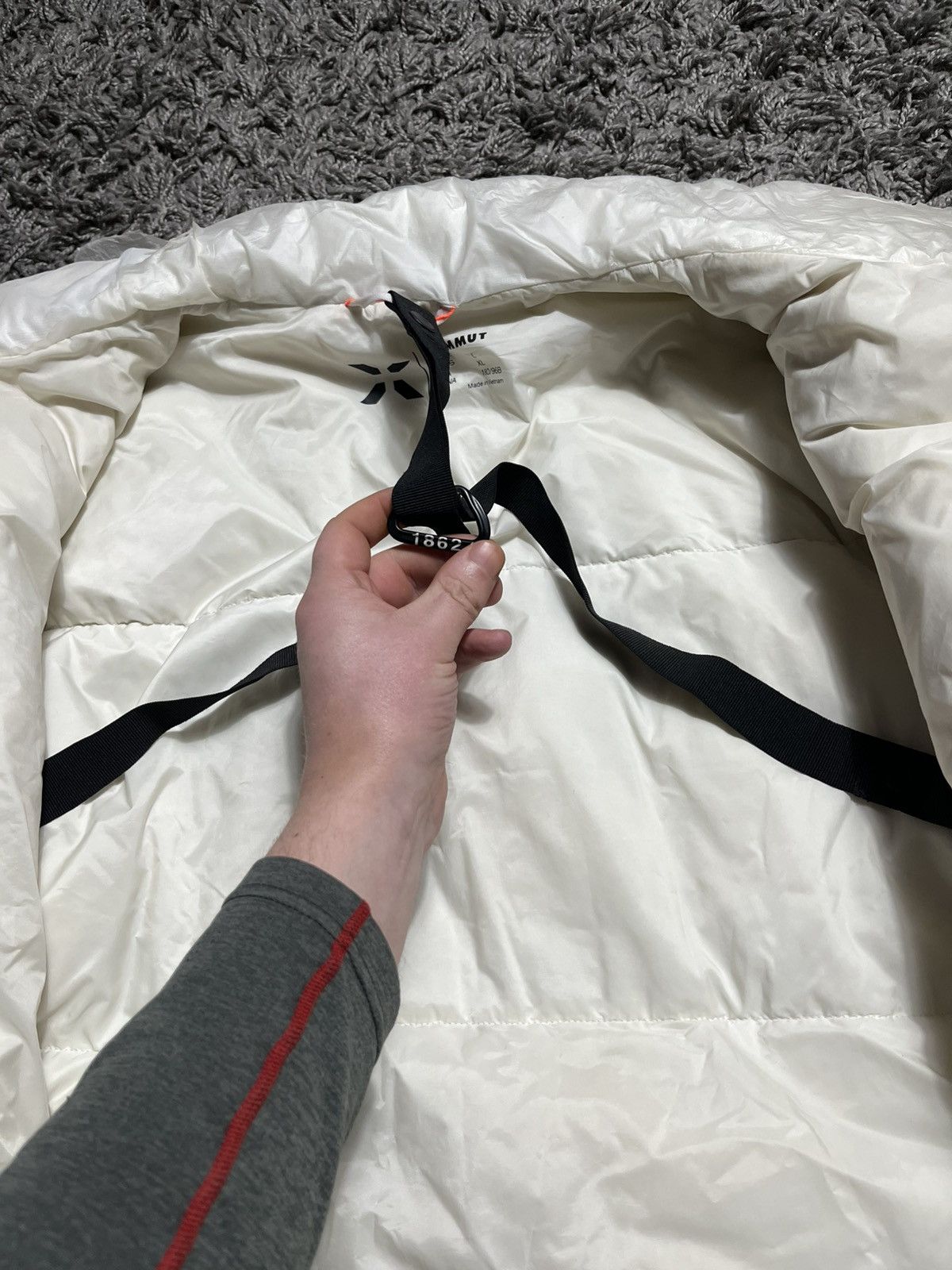 Mammut MAMMUT EXTREME THE IN JACKET Glow-In-The-Dark White L SIZE Size US L / EU 52-54 / 3 - 5 Thumbnail