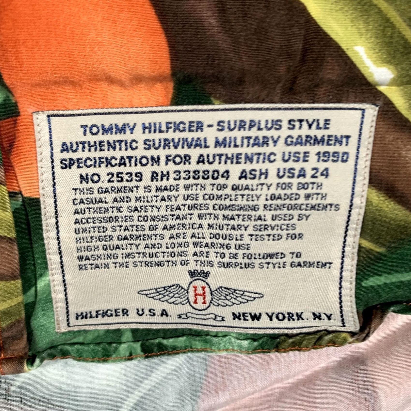 Tommy Hilfiger VINTAGE Tommy Hilfiger Shirt Mens Large Hawaiian Rayon Floral 1990s Size US L / EU 52-54 / 3 - 4 Thumbnail