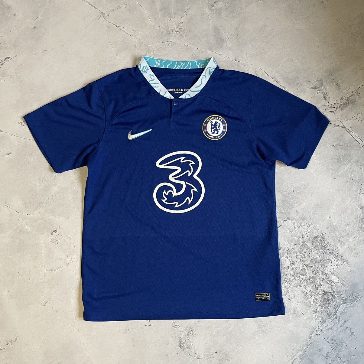 Chelsea Soccer × Nike Nike F.C Chelsea Soccer Jersey Size US M / EU 48-50 / 2 - 1 Thumbnail