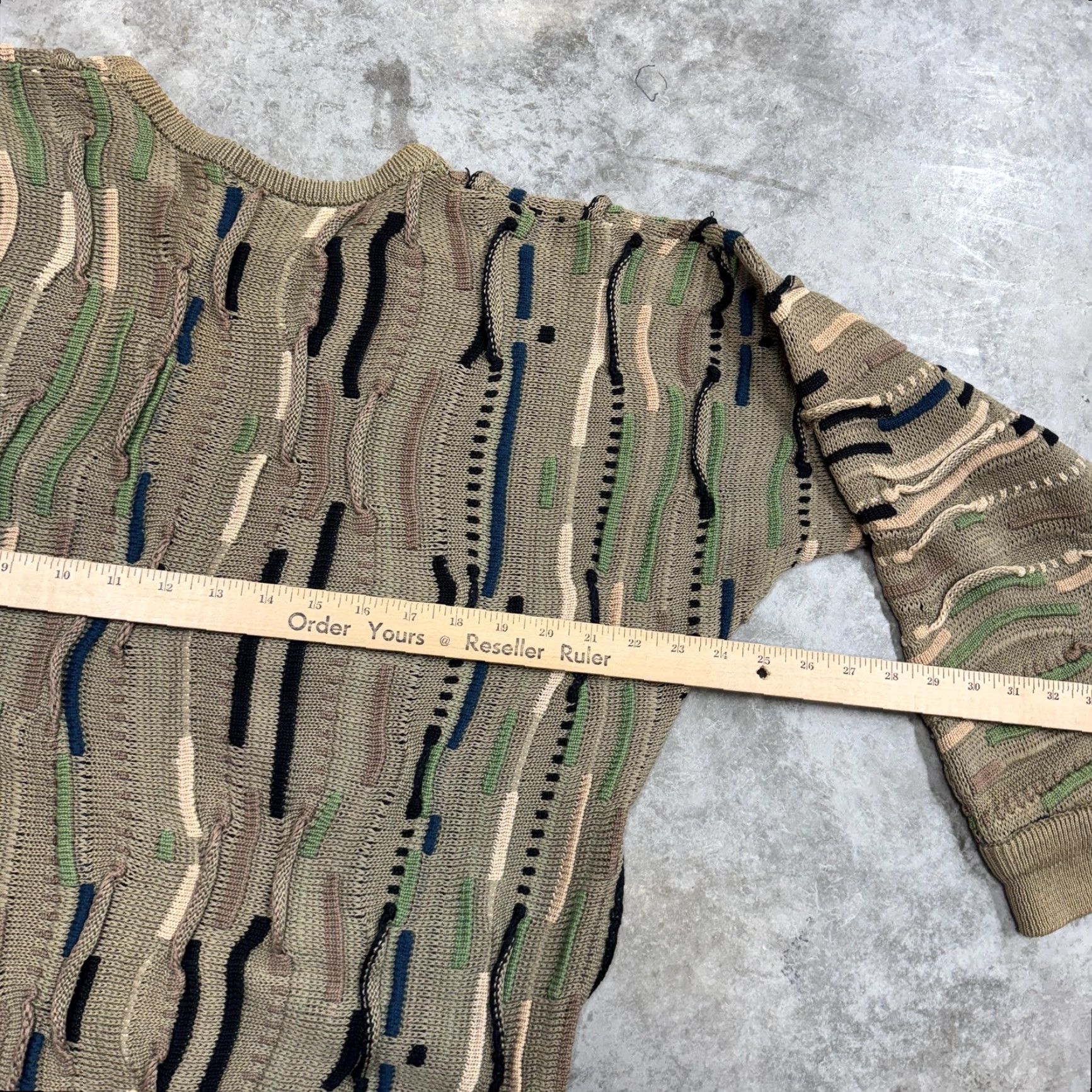 Coogi VINTAGE Coogi Sweater Mens Small 3D Knit Mercerised Cotton Made Australia 90s Size US S / EU 44-46 / 1 - 6 Thumbnail