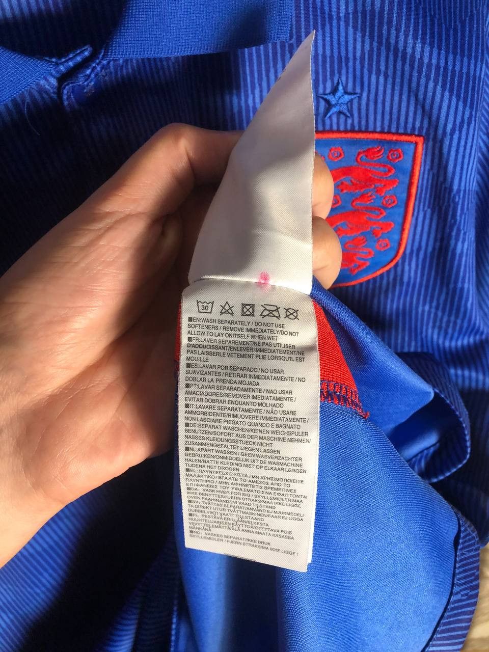 Vintage Very Rare Nike England Retro Soccer Jersey Manchester Y2K Size US M / EU 48-50 / 2 - 7 Thumbnail