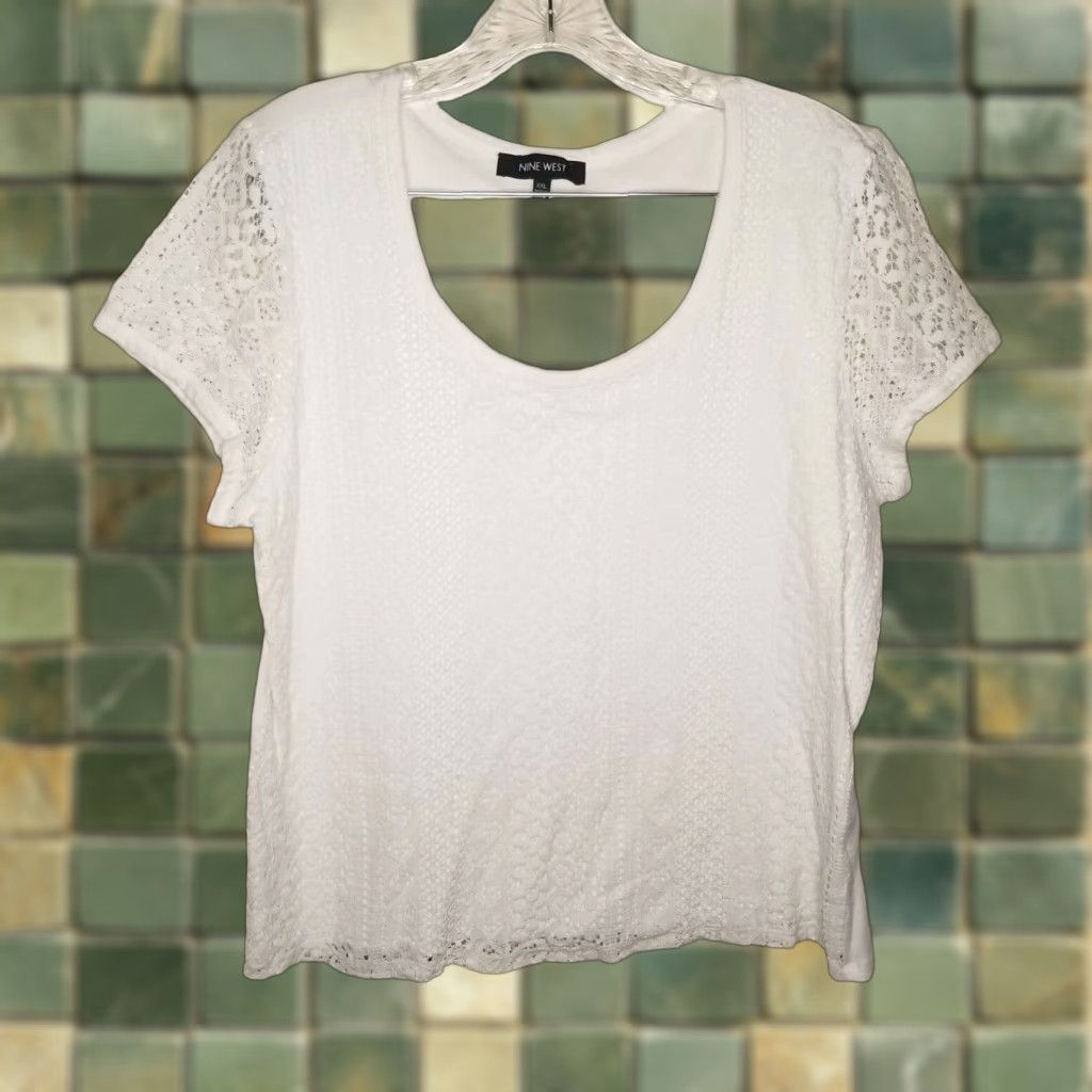 Nine West Nine West T-Shirt Womens White Short Sleeve Size 2XL Shirt 2XL Womens White Nine West Short Sleeve Tee Size XXL / US 16-18 / IT 52-54 - 1 Thumbnail