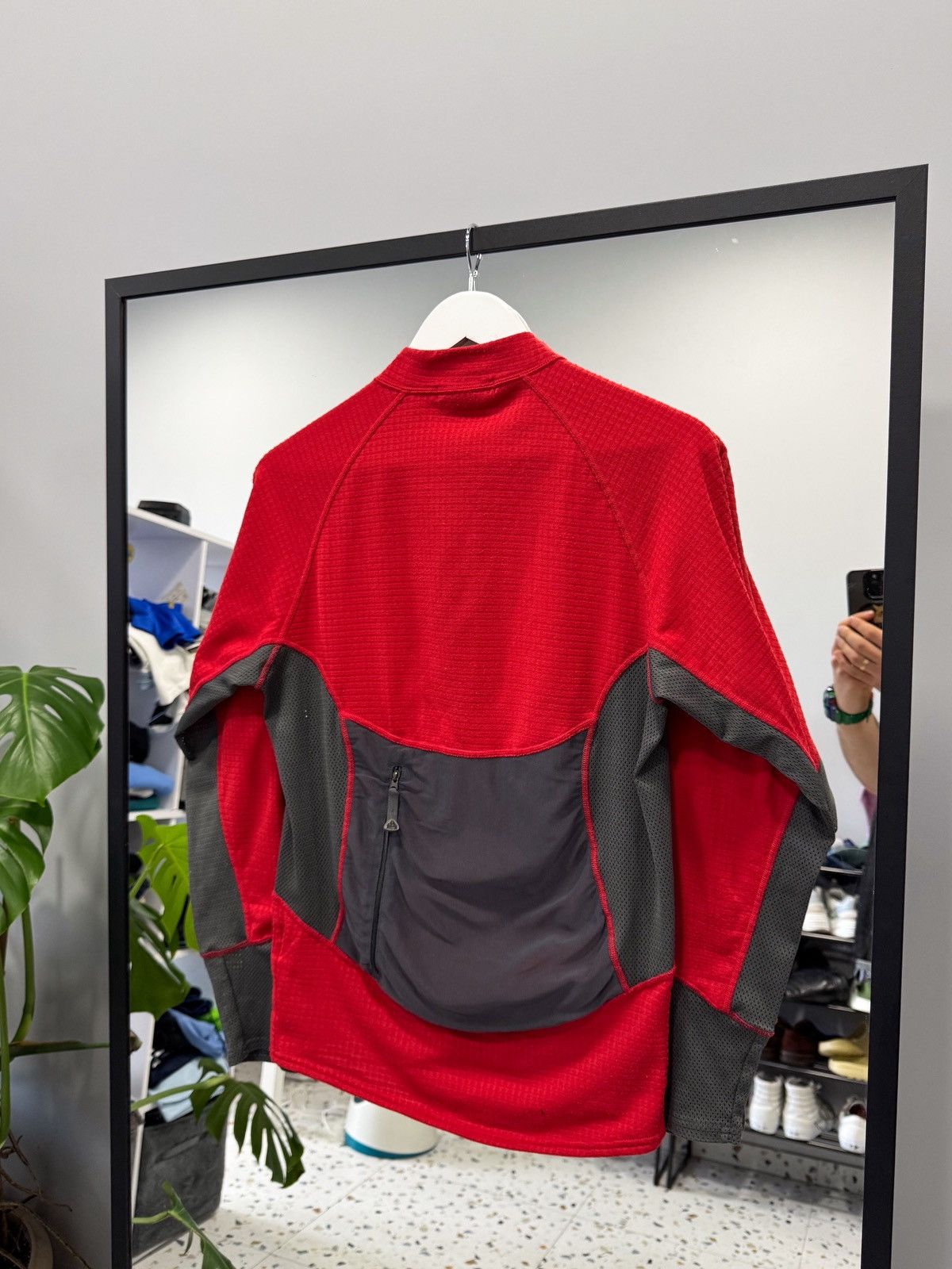 Nike ACG Nike ACG vintage thermo long sleeve size M Size US M / EU 48-50 / 2 - 2 Thumbnail