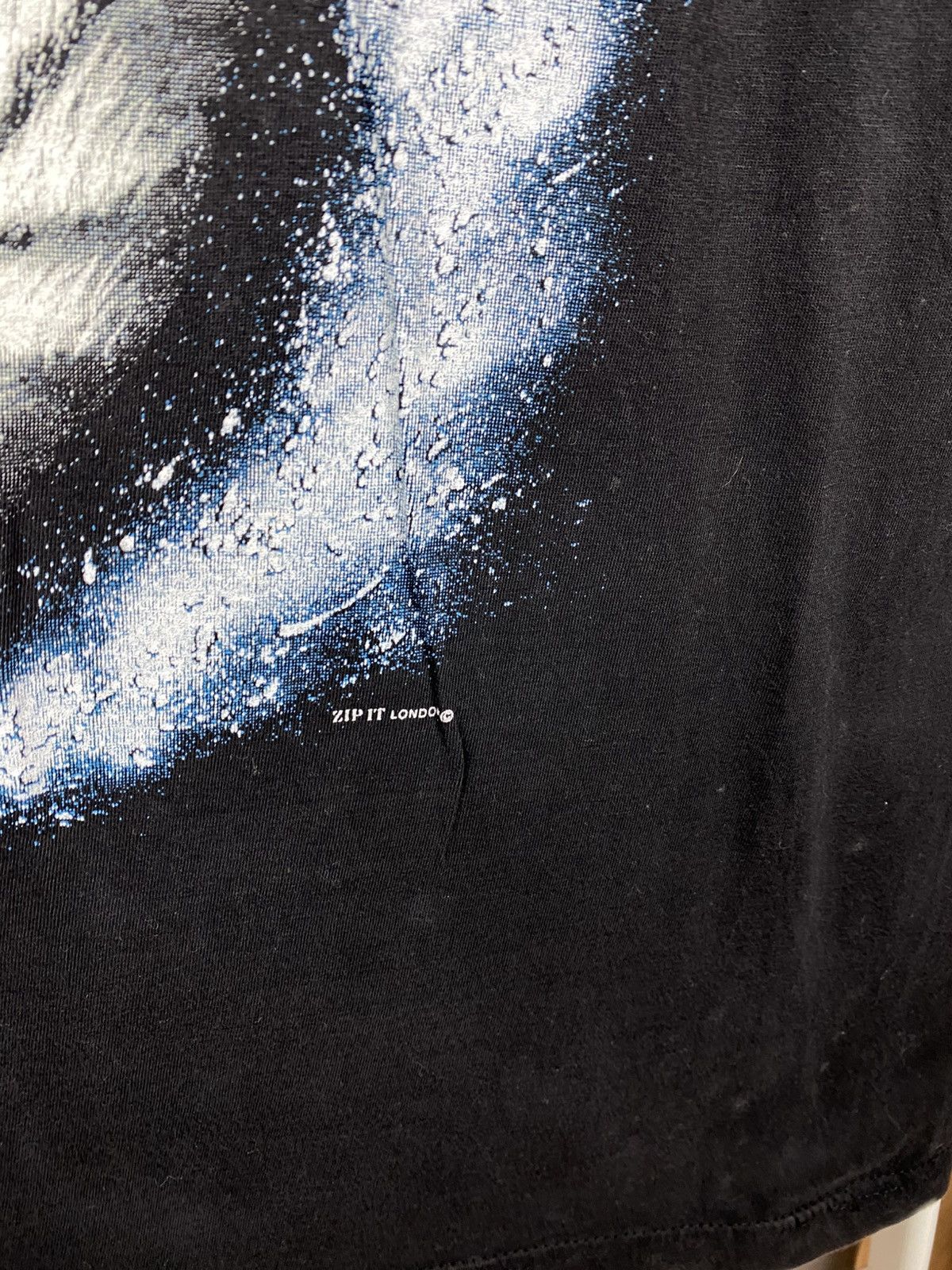 Vintage 🐅Vintage 90s T-Shirt Tiger Logo Zip It Lindon VTG Tee🐅 Size US L / EU 52-54 / 3 - 3 Thumbnail