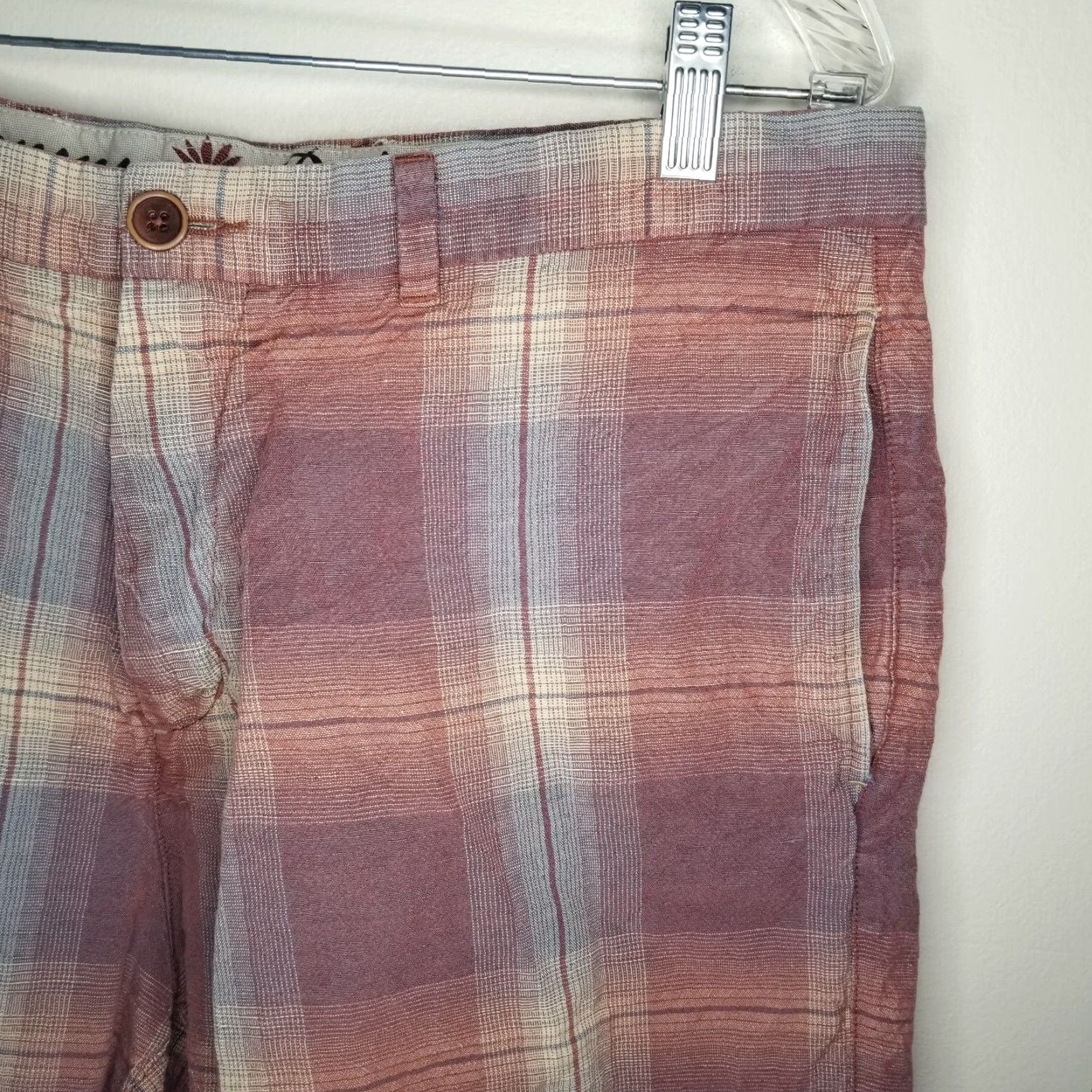 Tommy Bahama TOMMY BAHAMA Men's Bermuda Shorts Red Plaid Size 36 Paradise Nation Size US 36 / EU 52 - 2 Thumbnail