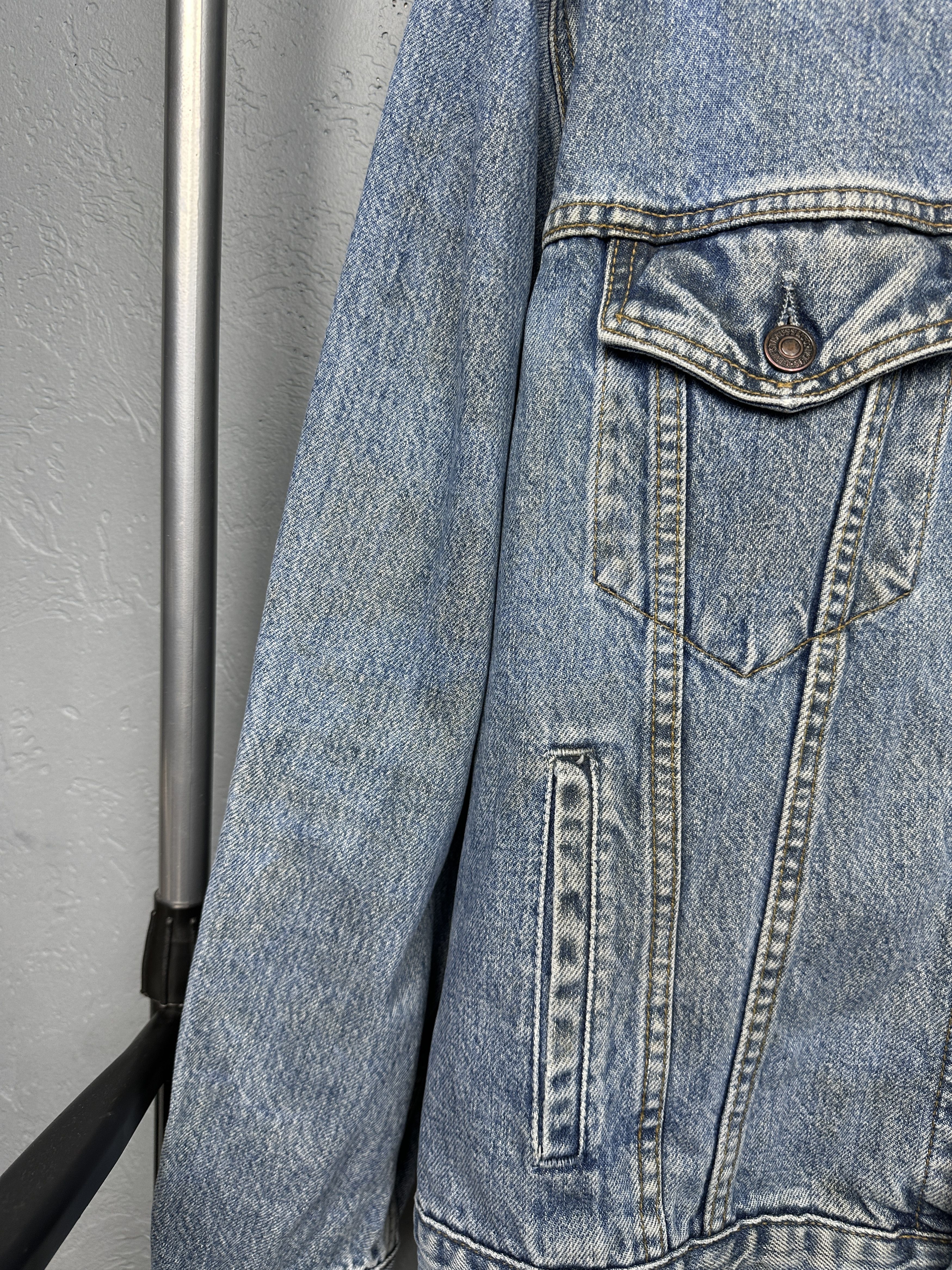 Levi's Levi's Vintage Mens Denim Jacket Size US XL / EU 56 / 4 - 5 Thumbnail