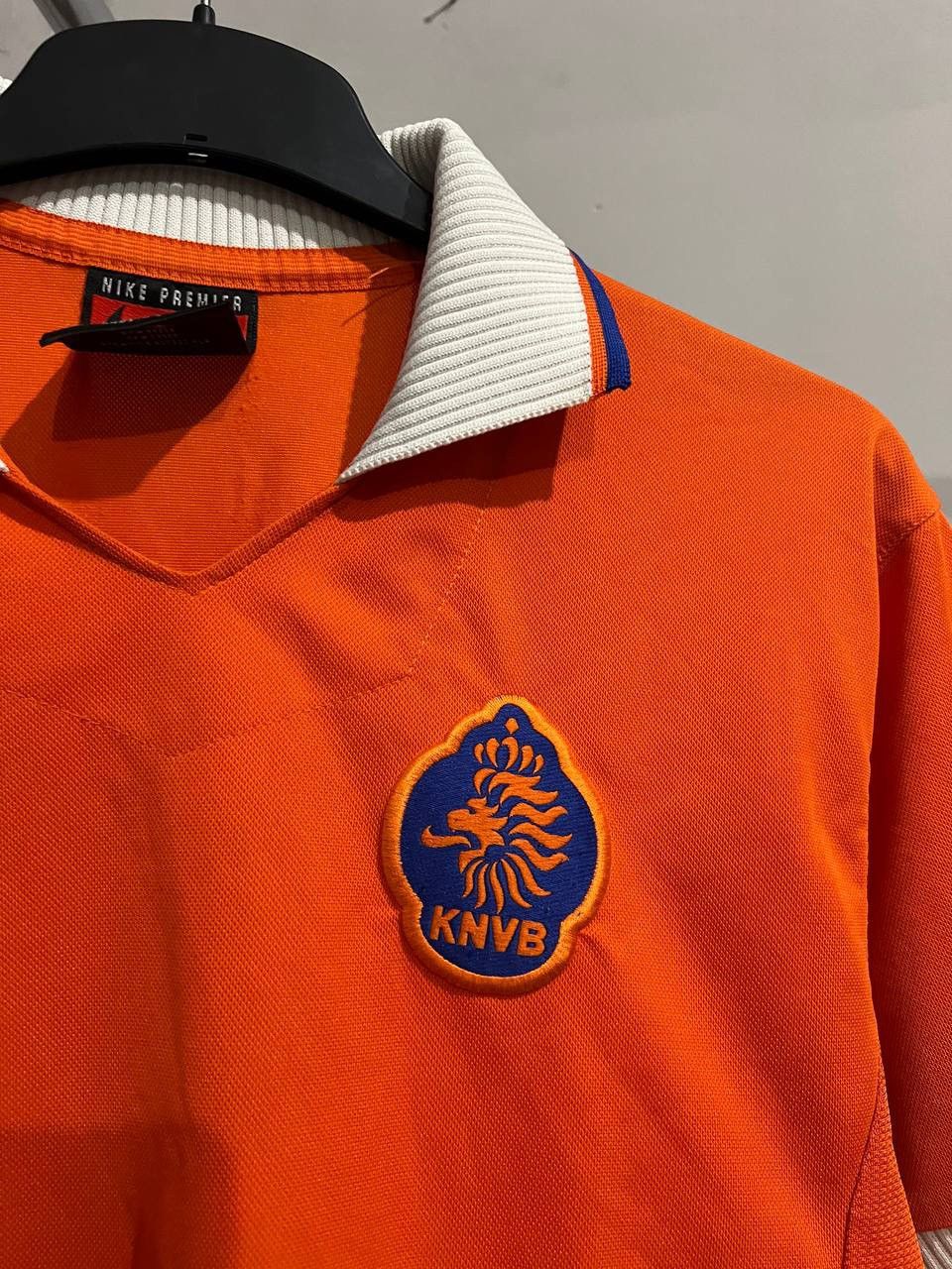 Nike 1997/98 NETHERLANDS(HOLLAND) HOME SOCCER JERSEY SHIRT NIKE M Size US M / EU 48-50 / 2 - 6 Thumbnail