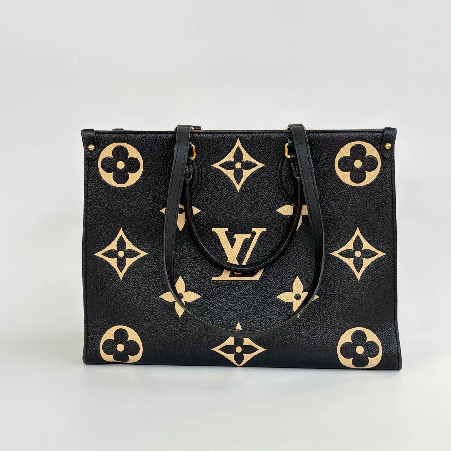 Louis Vuitton Pre-loved Bag Very good condition Size ONE SIZE - 1 Thumbnail