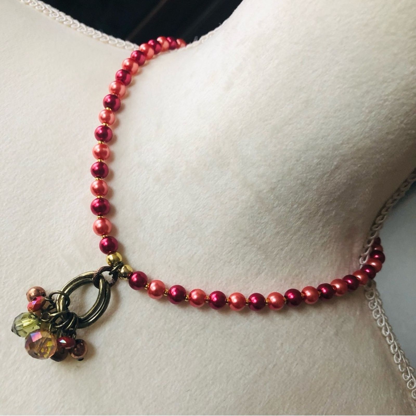 Handmade Handcrafted repurpose beaded cluster pendant Pearl necklace Size ONE SIZE - 1 Thumbnail