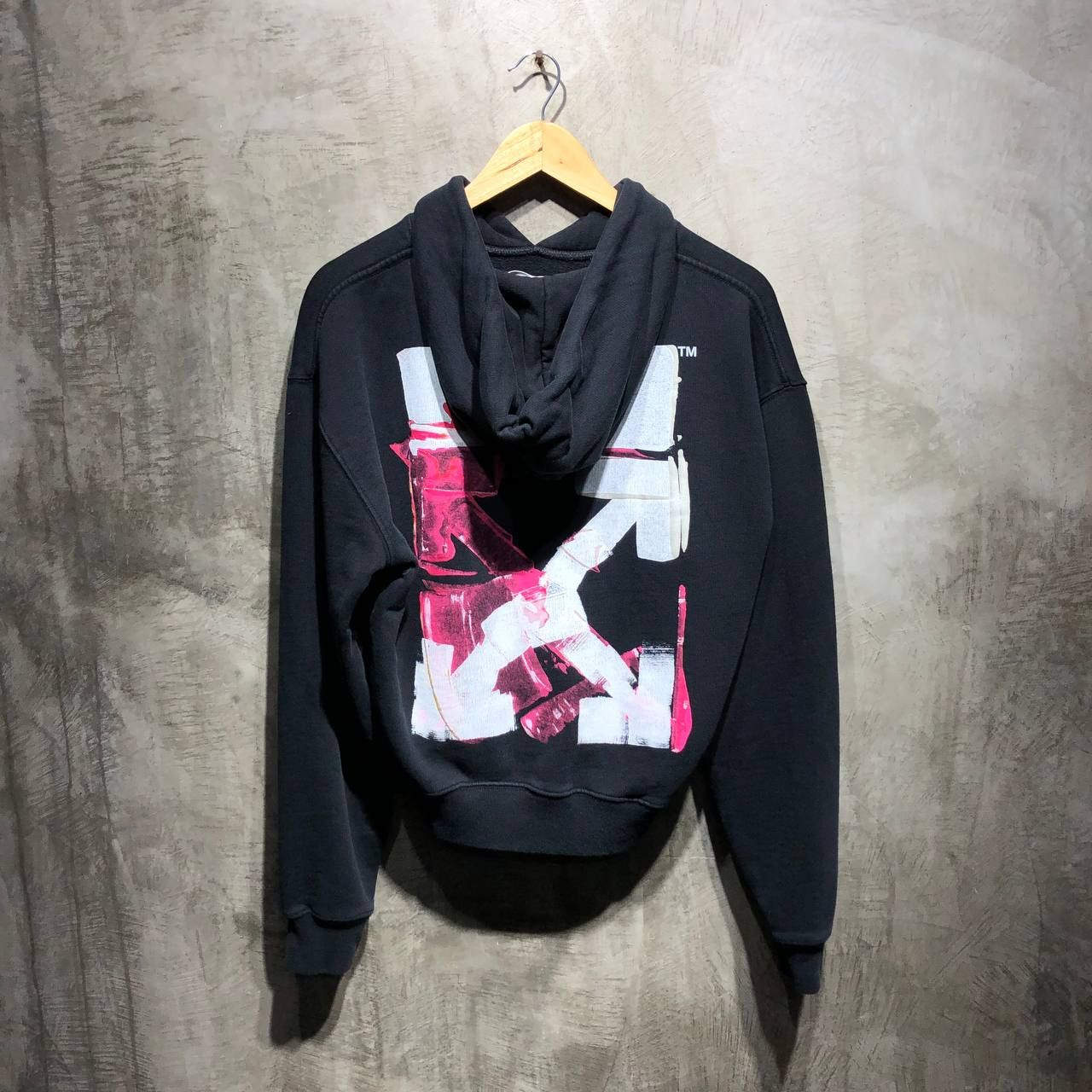 Off-White Off-White Acrylic arrows hoodie Size US M / EU 48-50 / 2 - 12 Thumbnail