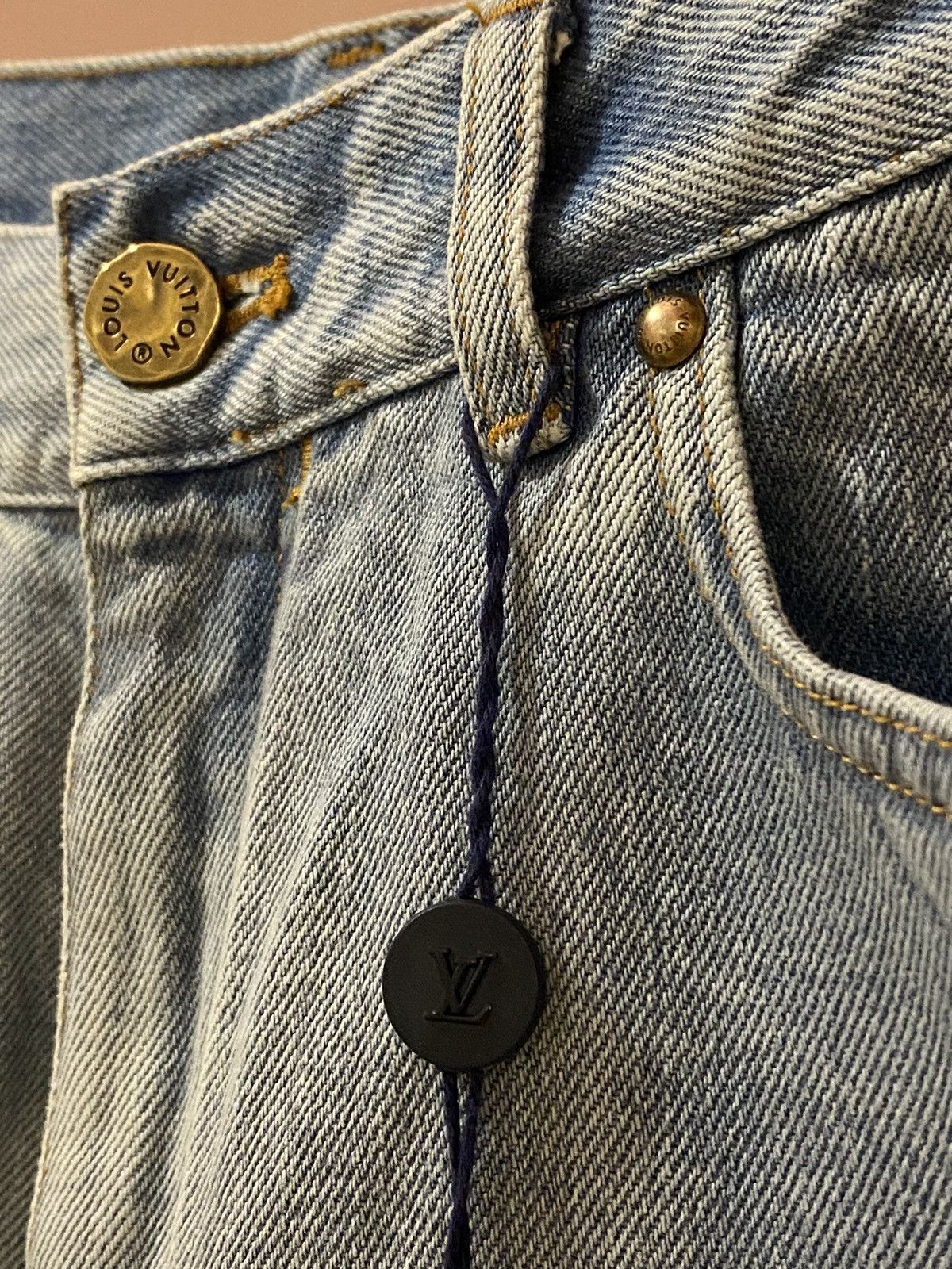 Louis Vuitton Louis Vuitton blue washed slim denim jeans 30 Size US 30 / EU 46 - 5 Thumbnail