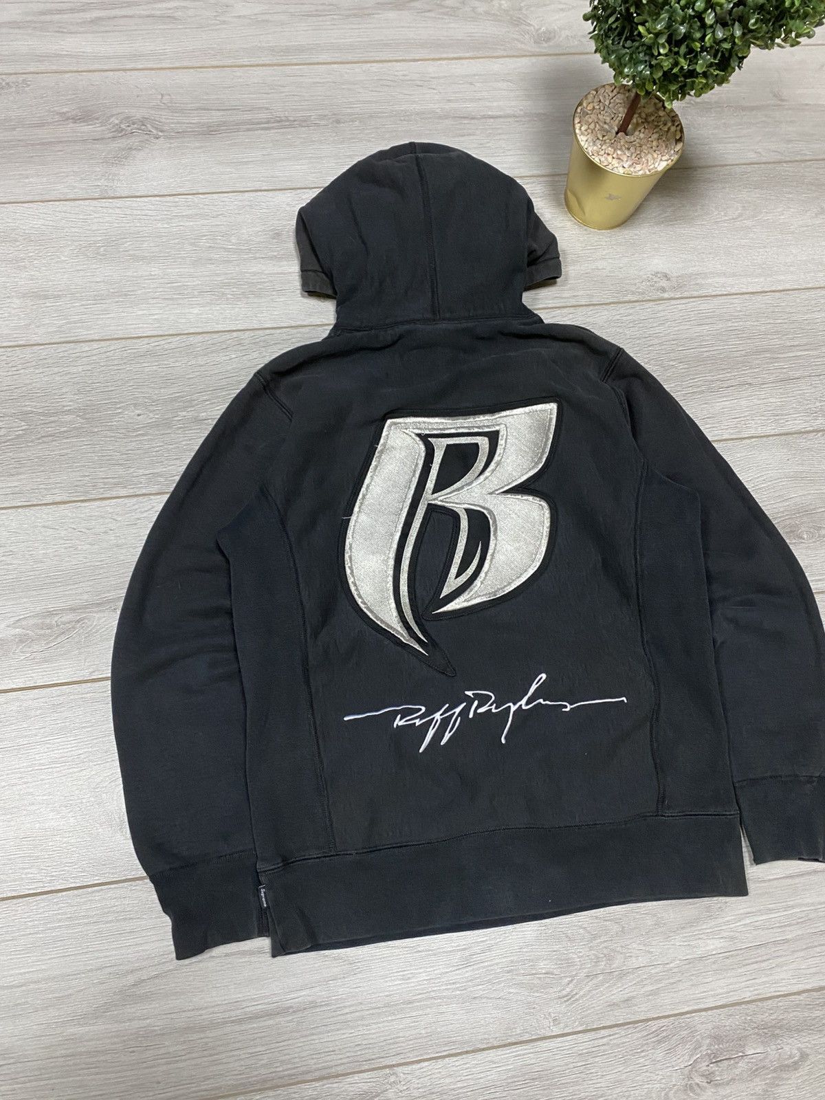 Supreme Supreme Ruff Ryder big R logo Size US M / EU 48-50 / 2 - 15 Thumbnail