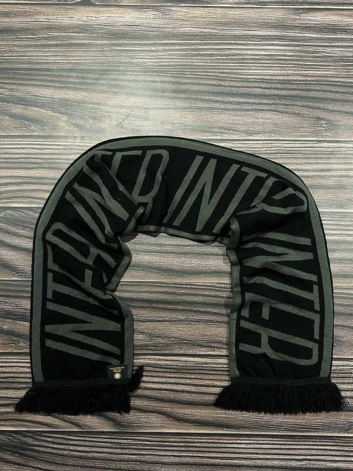 Vintage Vintage F.C Internazionale Scarf+hat Size ONE SIZE - 10 Thumbnail