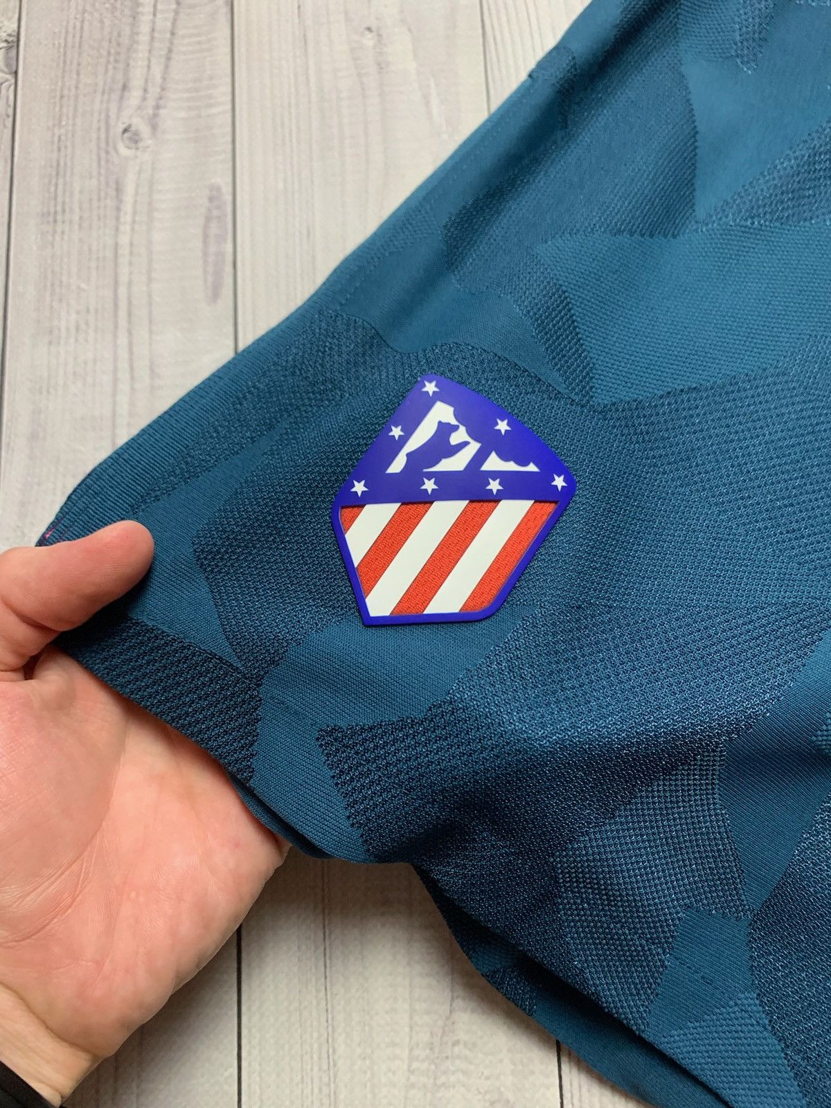 Nike Nike atletico Madrid soccer shorts camo rare Size XL Size US 36 / EU 52 - 2 Thumbnail