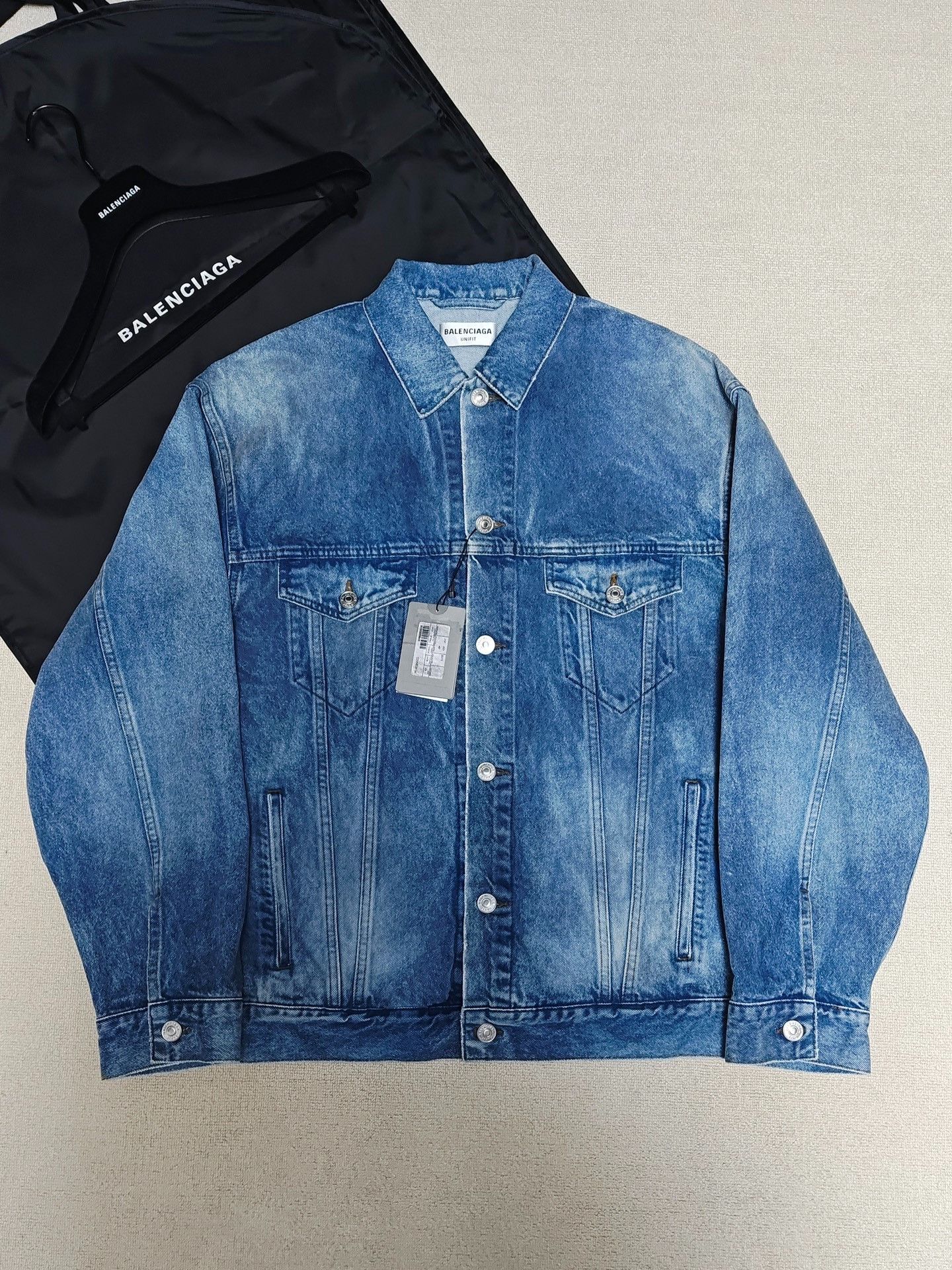 Balenciaga Balenciaga 22ss Painted Graffiti Double B Luminous Denim Ja Size US XS / EU 42 / 0 - 2 Thumbnail