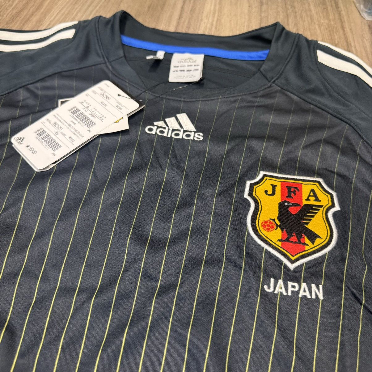 Adidas Japan 08/09 goalkeeper gk shirt (bnwt) Size US L / EU 52-54 / 3 - 3 Thumbnail