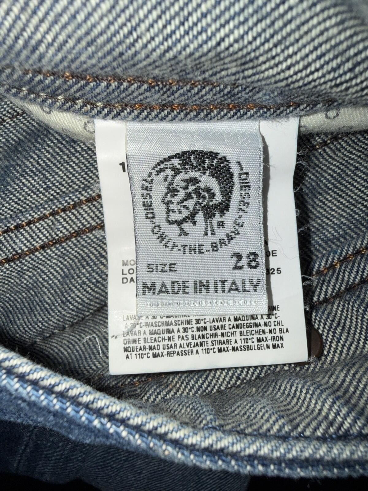 Diesel RARE ITALY Men's DIESEL YARIK STRAIGHT Jeans 28x32 Fit 30x32 Size US 30 / EU 46 - 10 Thumbnail
