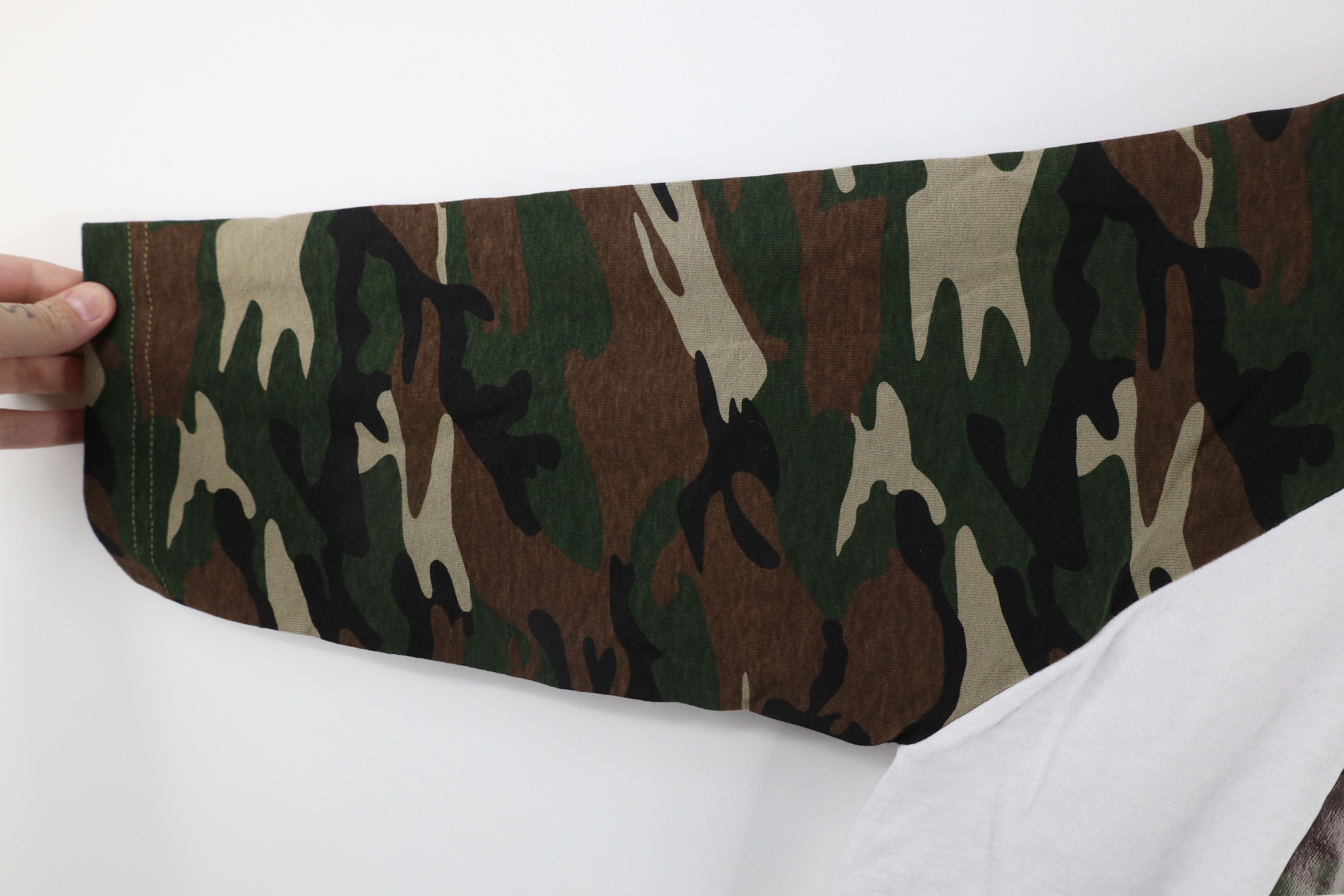 Vintage Vintage 90s Streetwear Jeep Motors Camouflage Raglan T-Shirt Size US M / EU 48-50 / 2 - 6 Thumbnail