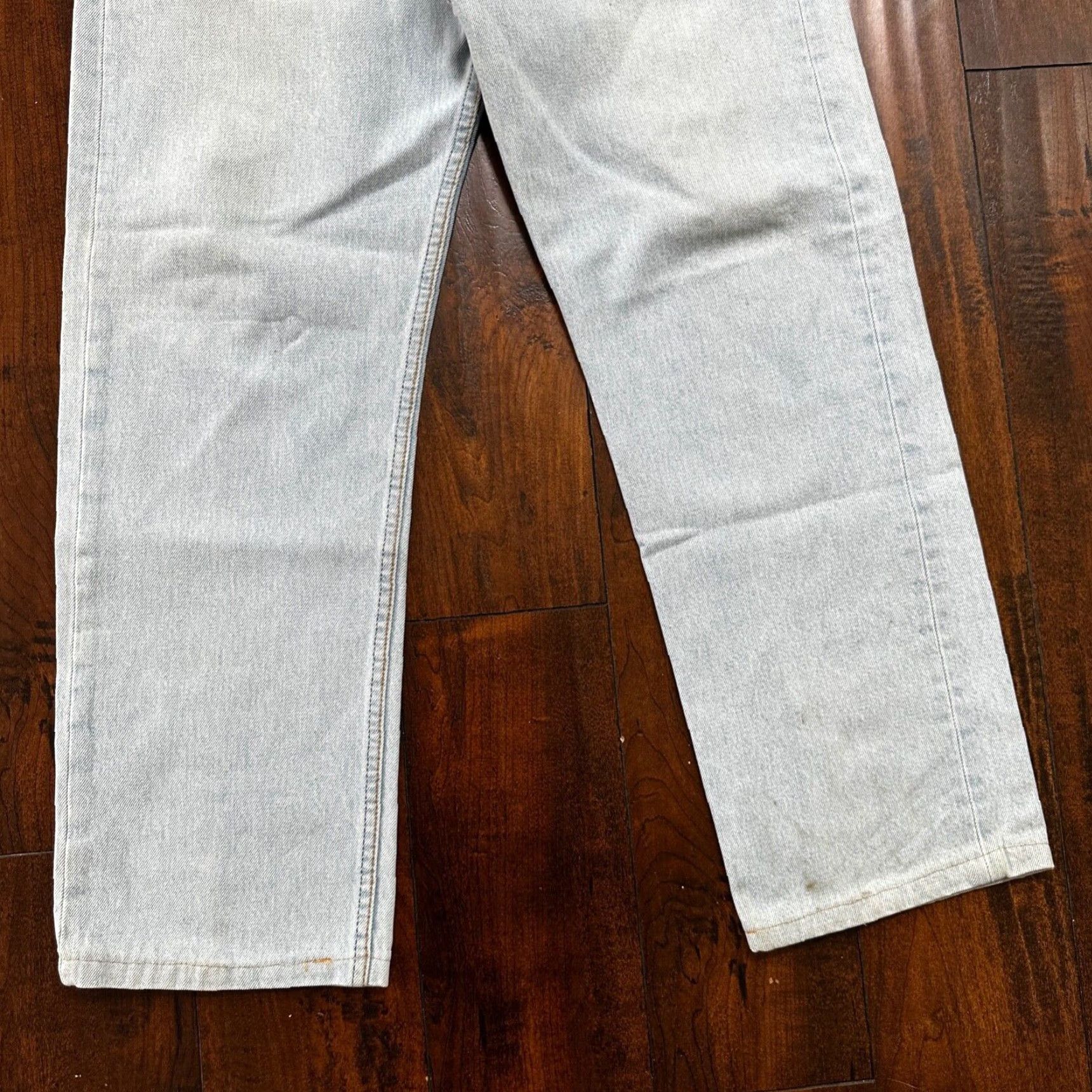 Levi's VINTAGE Levi's 501 Jeans - Button Fly - Light Wash Blue - 34x30 UK Tag - Mens Denim Straight 90s XX Act 32x27 Size US 34 / EU 50 - 3 Thumbnail