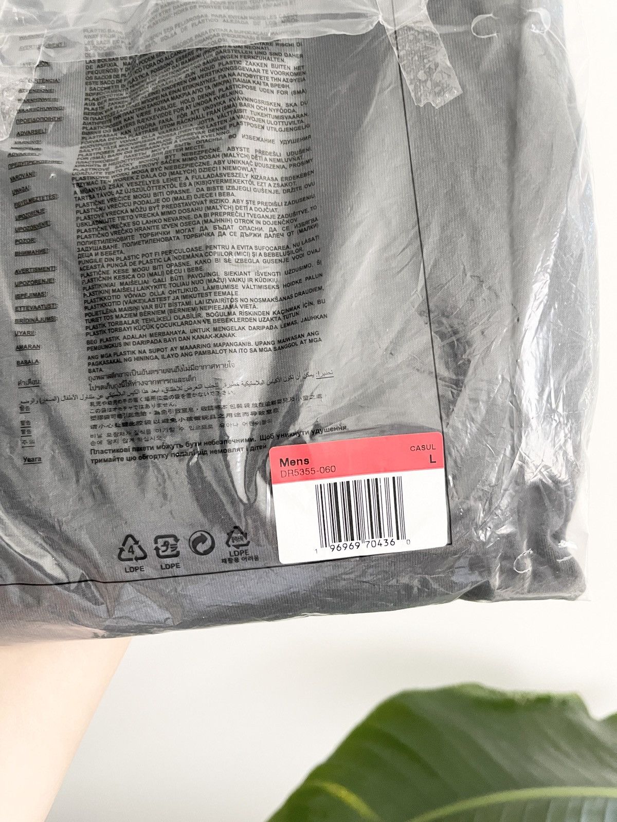 1017 ALYX 9SM STEAL! Nike x MMW Logo Tee (L) Size US L / EU 52-54 / 3 - 10 Thumbnail