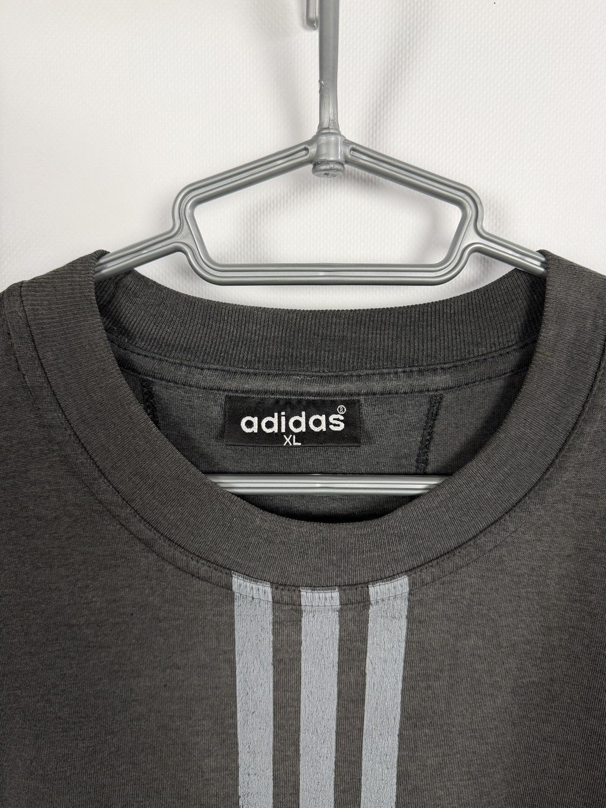 Adidas Adidas Vintage 90s T-Shirt Retro Three Stripes Trefoil Logo Size US XL / EU 56 / 4 - 8 Thumbnail